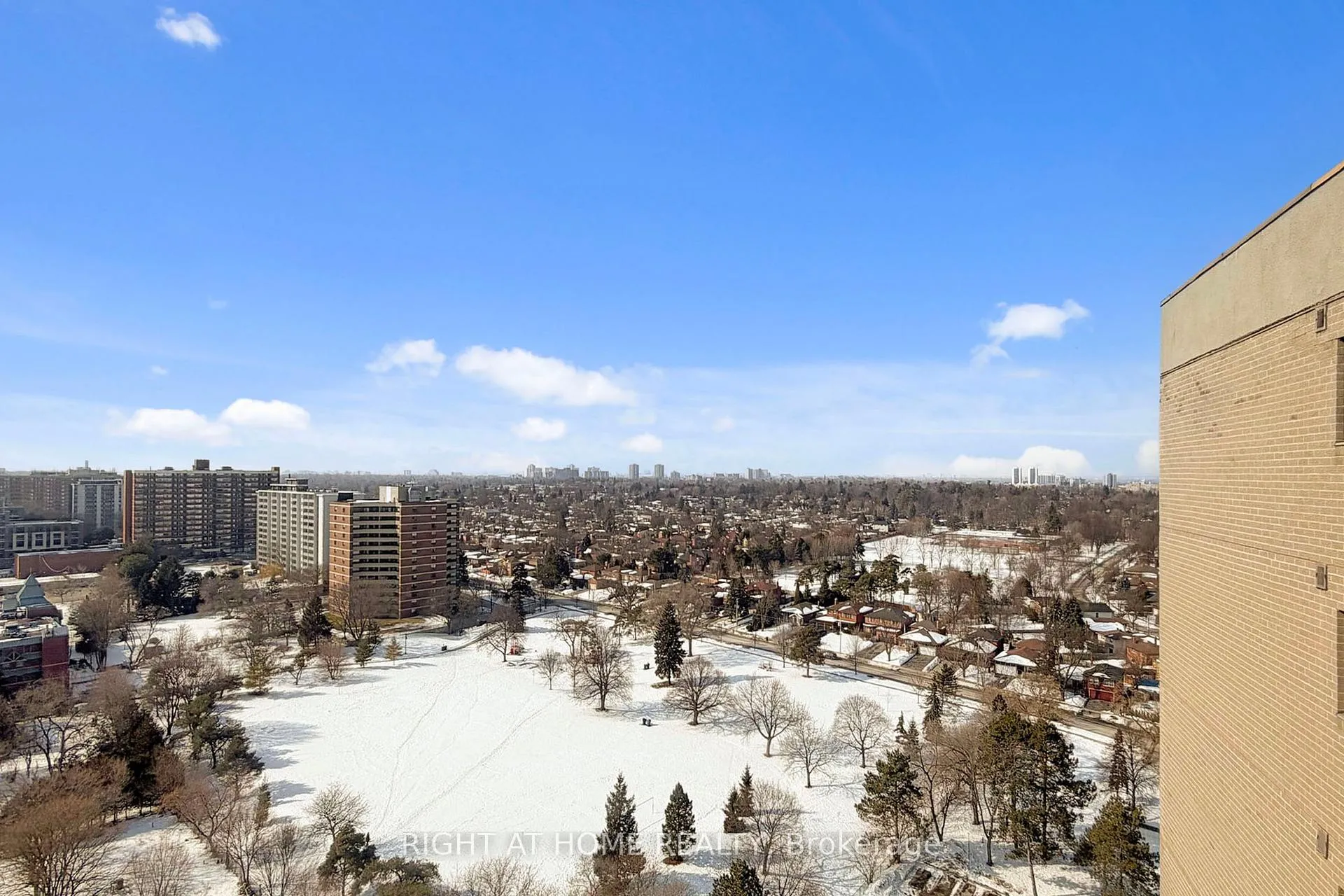Photo 30 of Unit 2009, 40 Richview Road, Etobicoke, Humber Heights — HOMEH