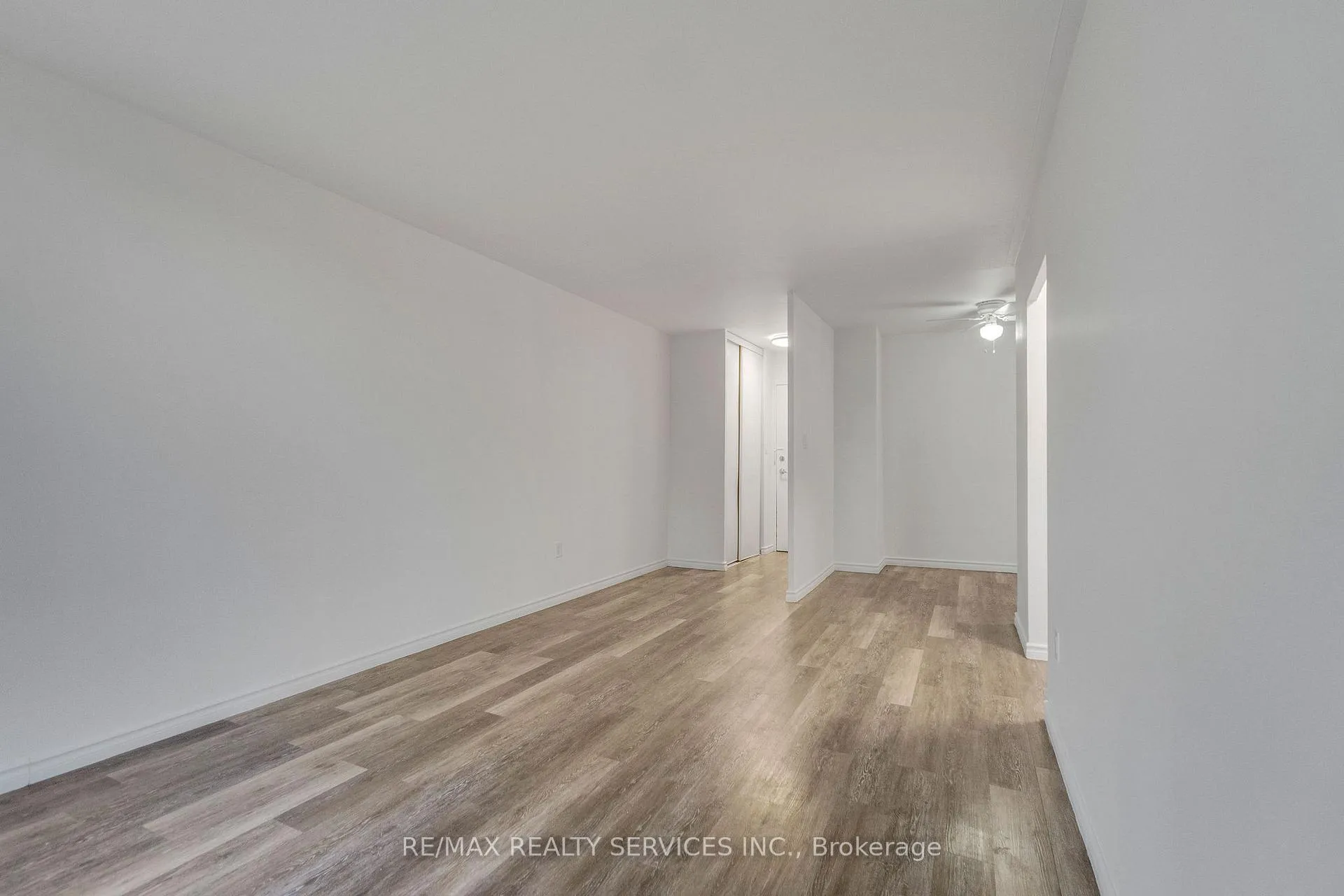 Photo 4 of Unit 507, 223 Jackson Street W, Hamilton, Durand — HOMEH