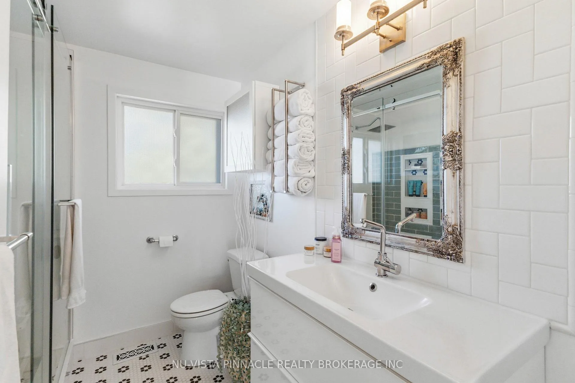 Photo 15 of 31 Sumner Road, London, South T — HOMEH