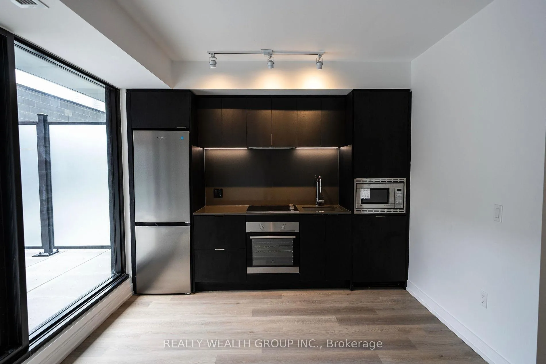 Photo 4 of Unit 335, 1 Jarvis Street, Hamilton, Beasley — HOMEH