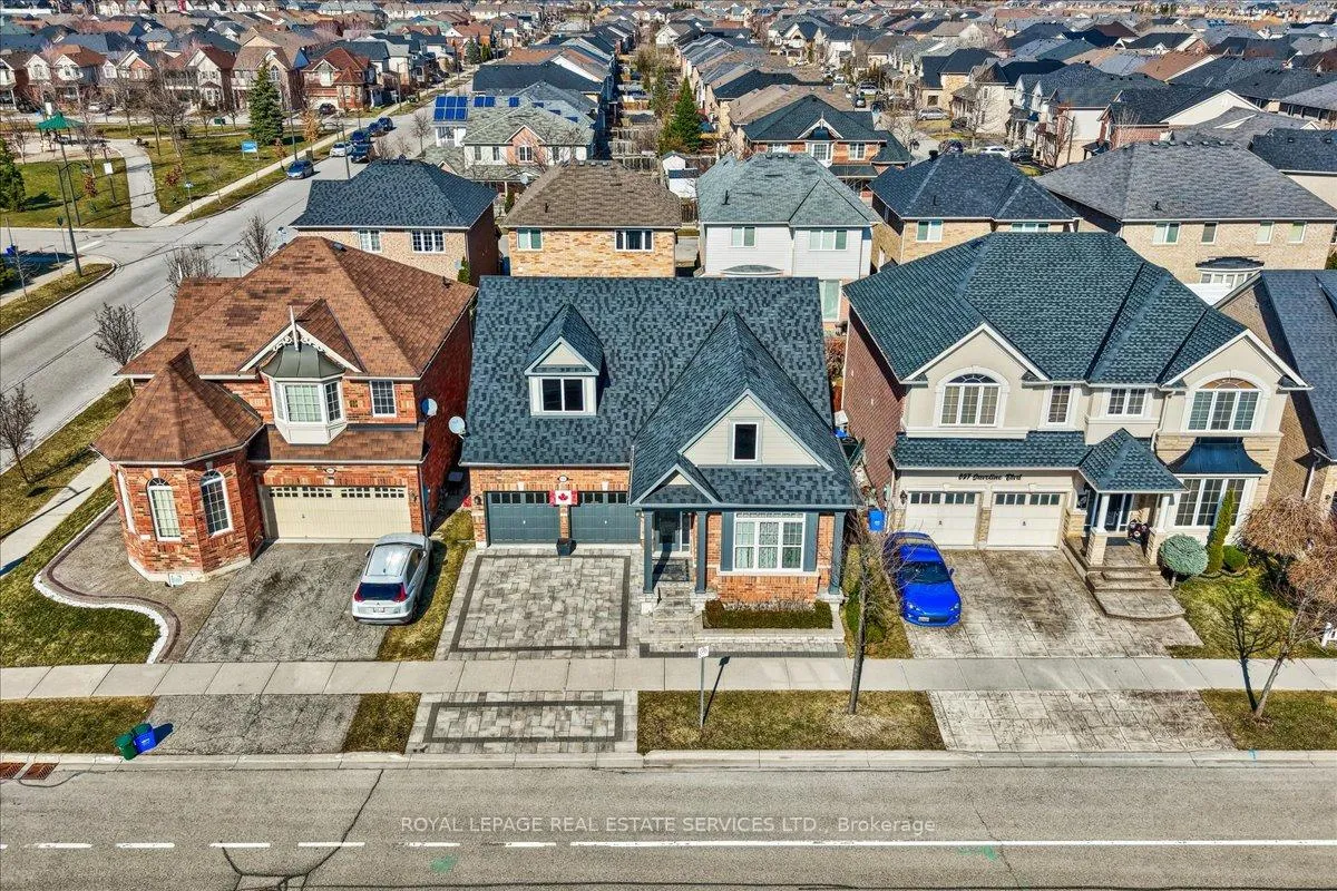 Front of 693 Savoline Boulevard