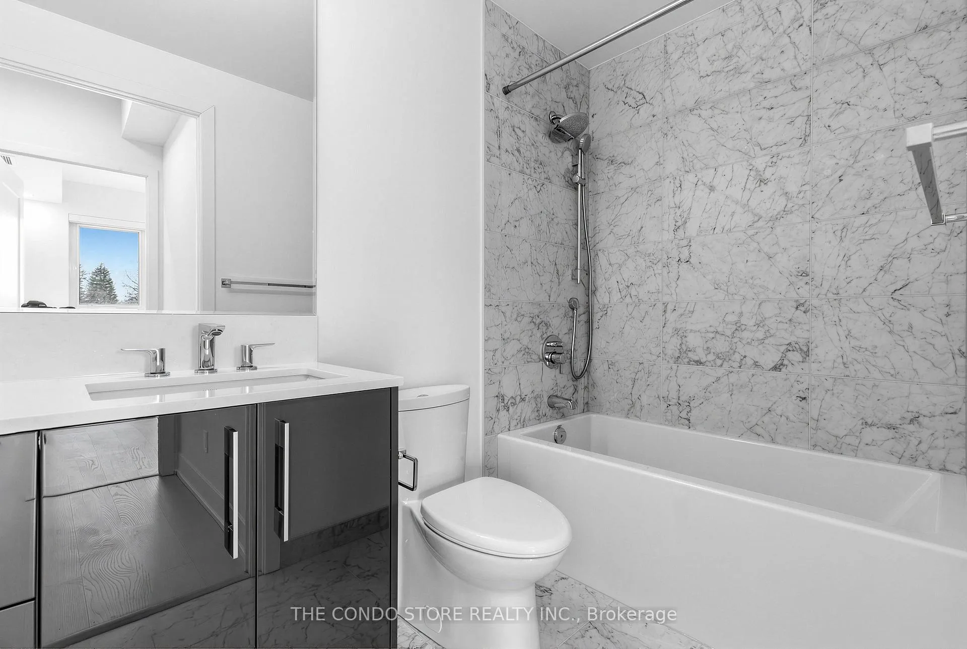 Photo 13 of Unit 508, 8 Manor Road W, Toronto, Yonge-Eglinton — HOMEH