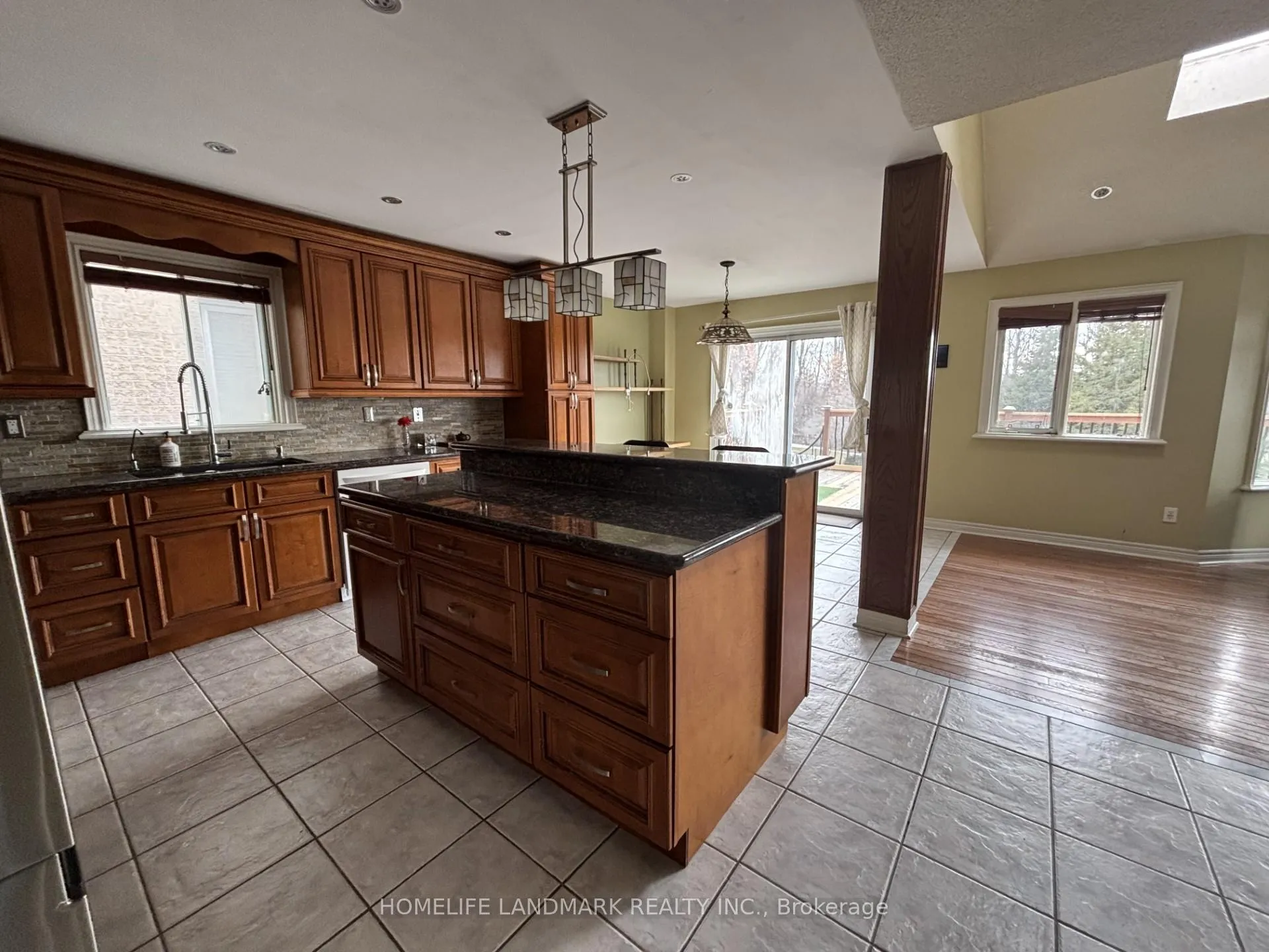 Photo 9 of 380 Stone Road, Aurora, Aurora Grove — HOMEH