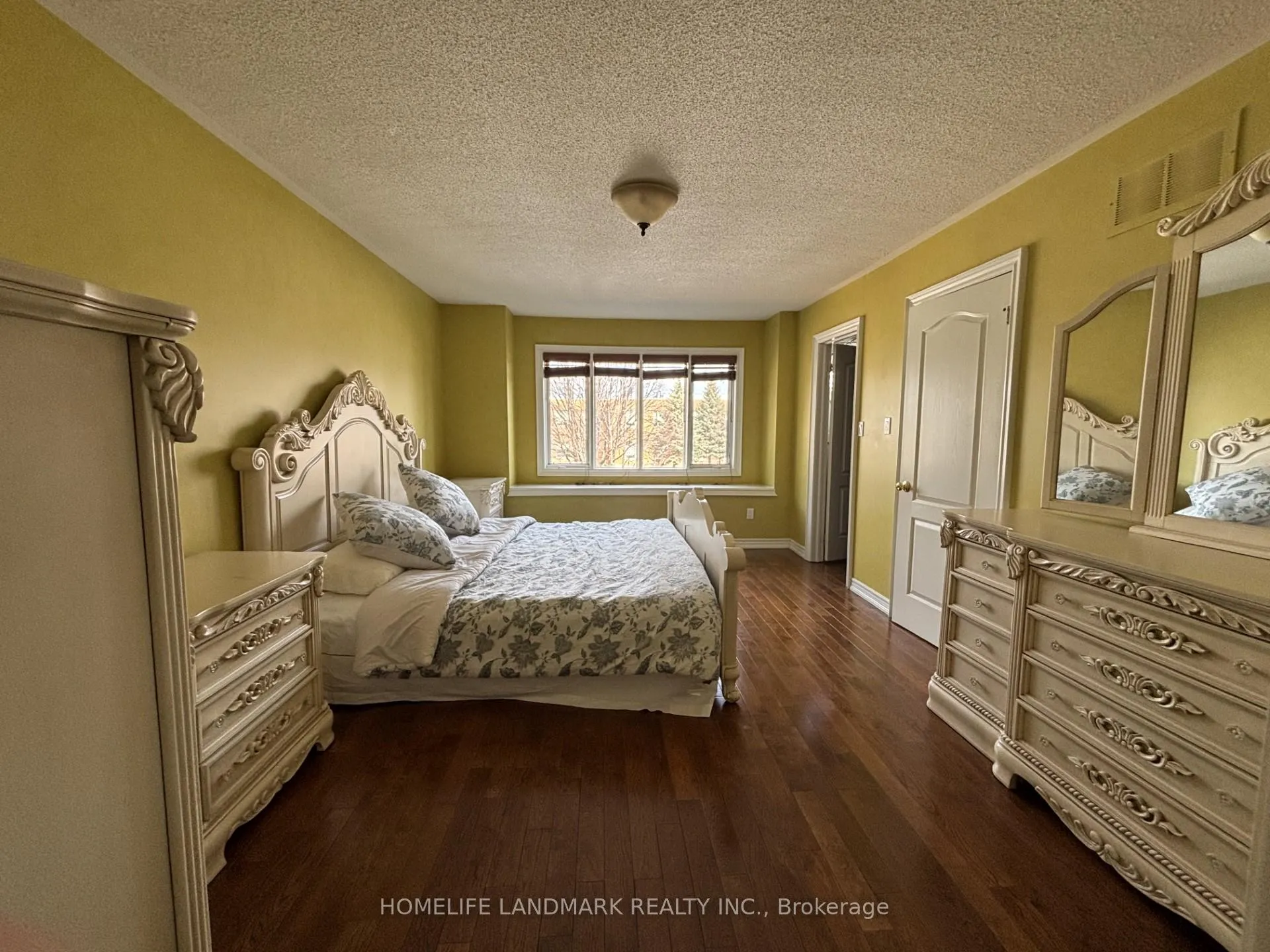 Photo 13 of 380 Stone Road, Aurora, Aurora Grove — HOMEH