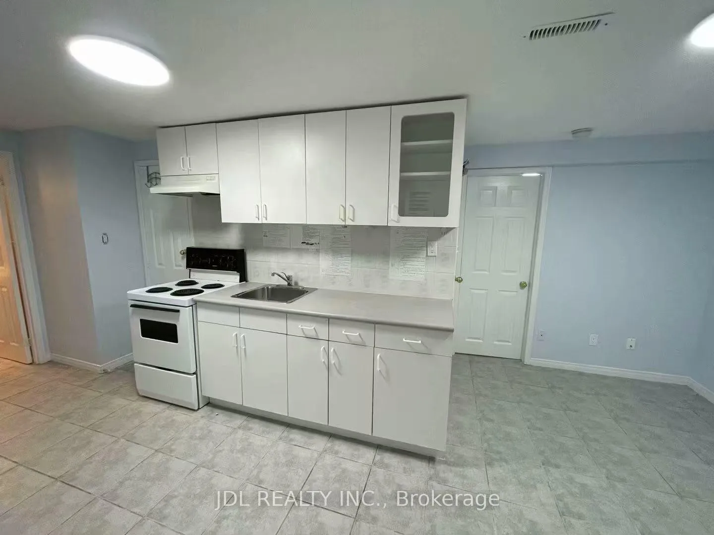 Photo 3 of Unit Suite A, 58 Grandview Ave, Markham, Grandview — HOMEH