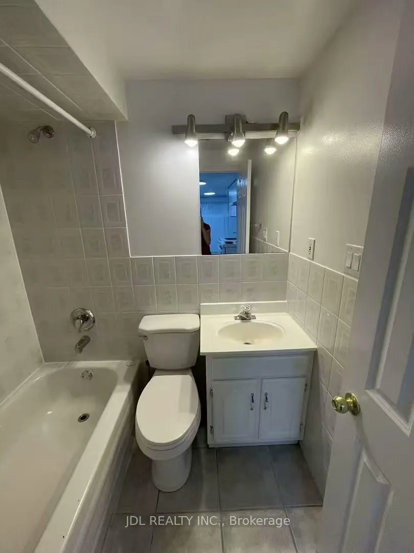 Photo 5 of Unit Suite A, 58 Grandview Ave, Markham, Grandview — HOMEH