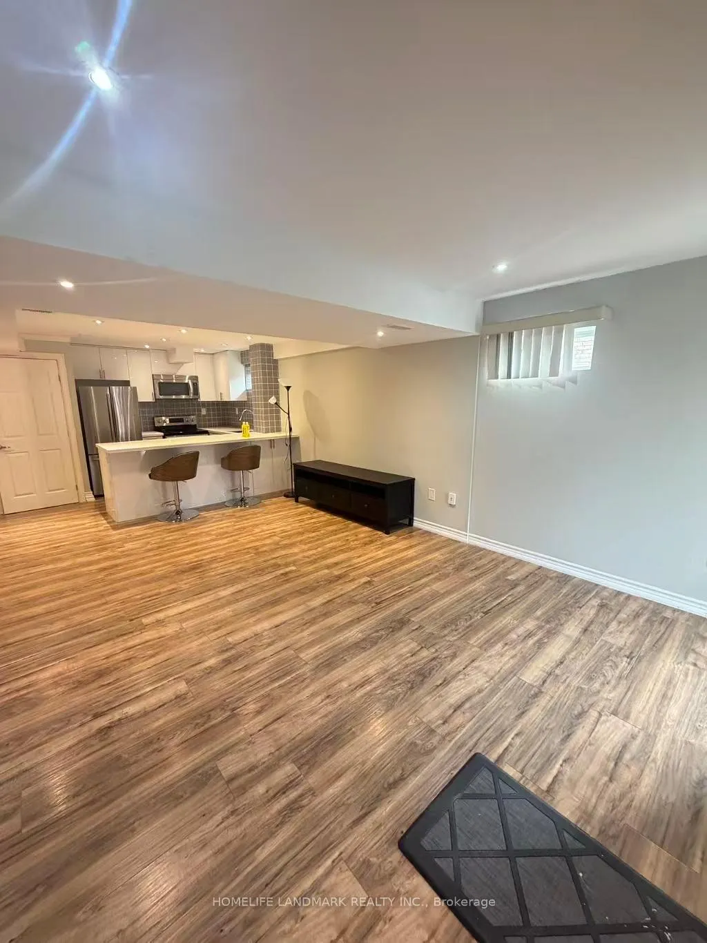 Photo 3 of Unit Bsmt, 74 Herefordshire Crescent, Newmarket, Woodland Hill — HOMEH
