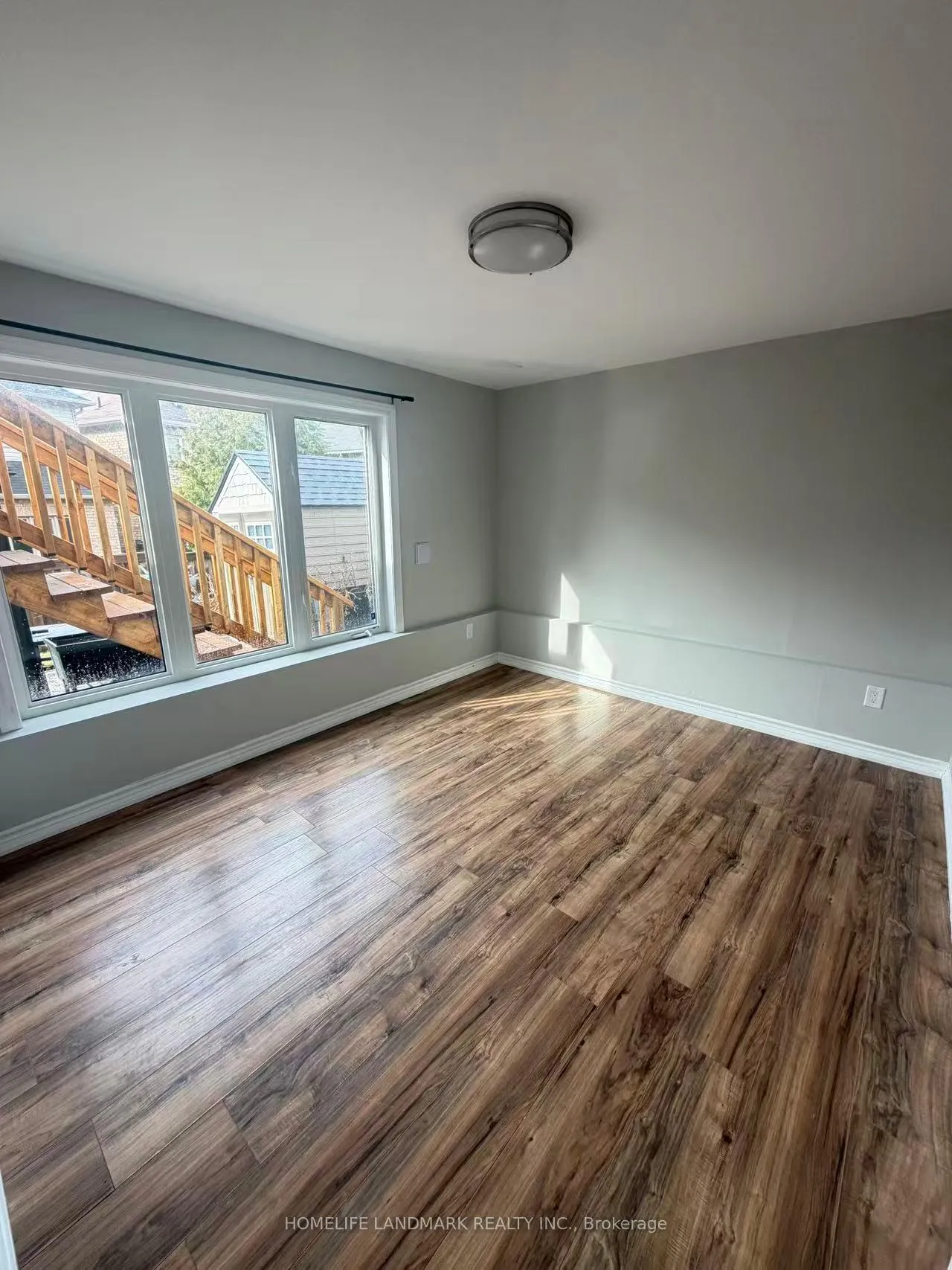 Photo 6 of Unit Bsmt, 74 Herefordshire Crescent, Newmarket, Woodland Hill — HOMEH