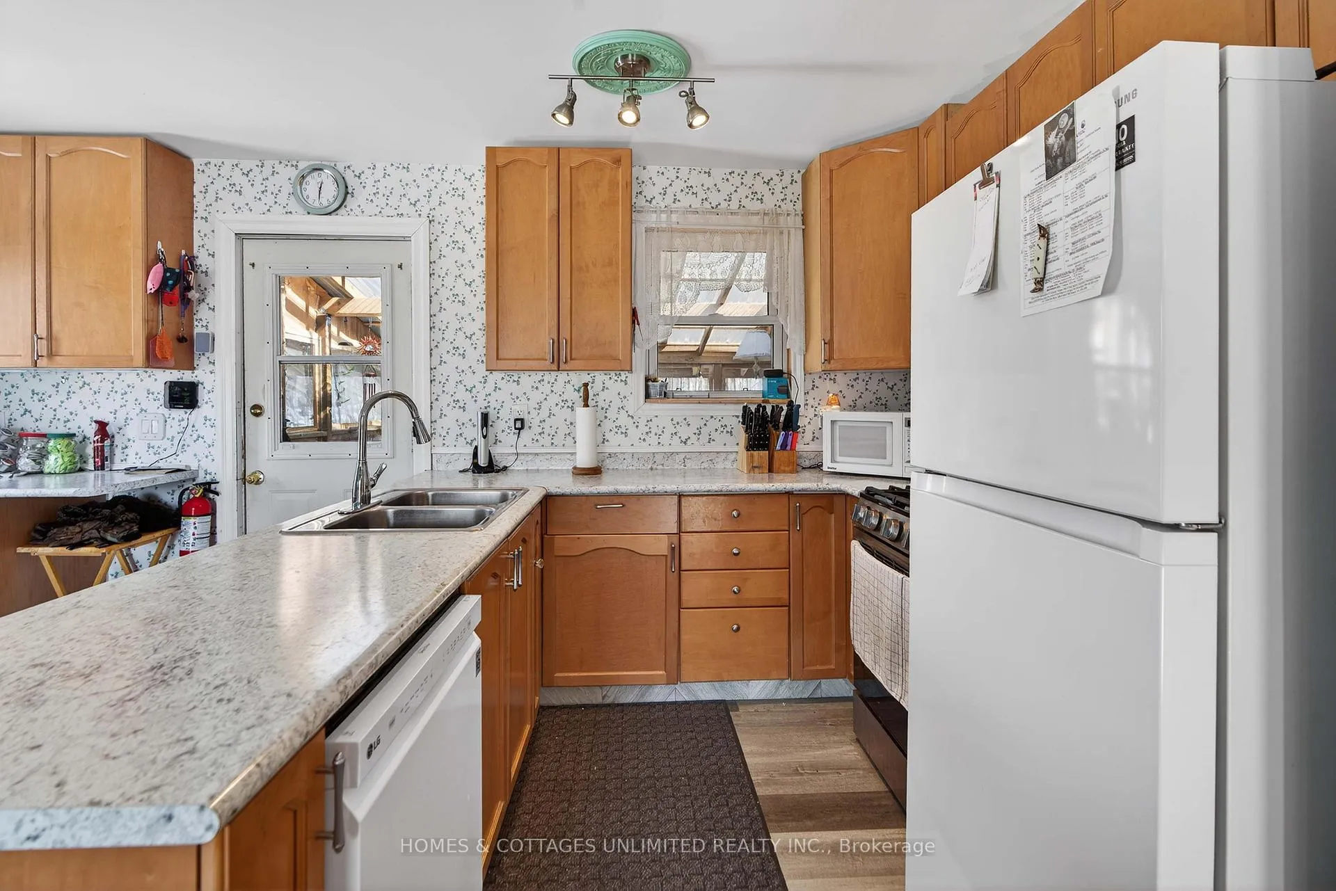 Photo 15 of 3049 River Road, Frontenac, Frontenac North — HOMEH