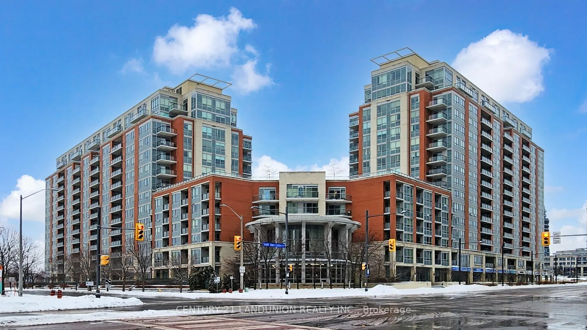 Photo 2 of Unit 327, 50 Clegg Road, Markham, Unionville — HOMEH