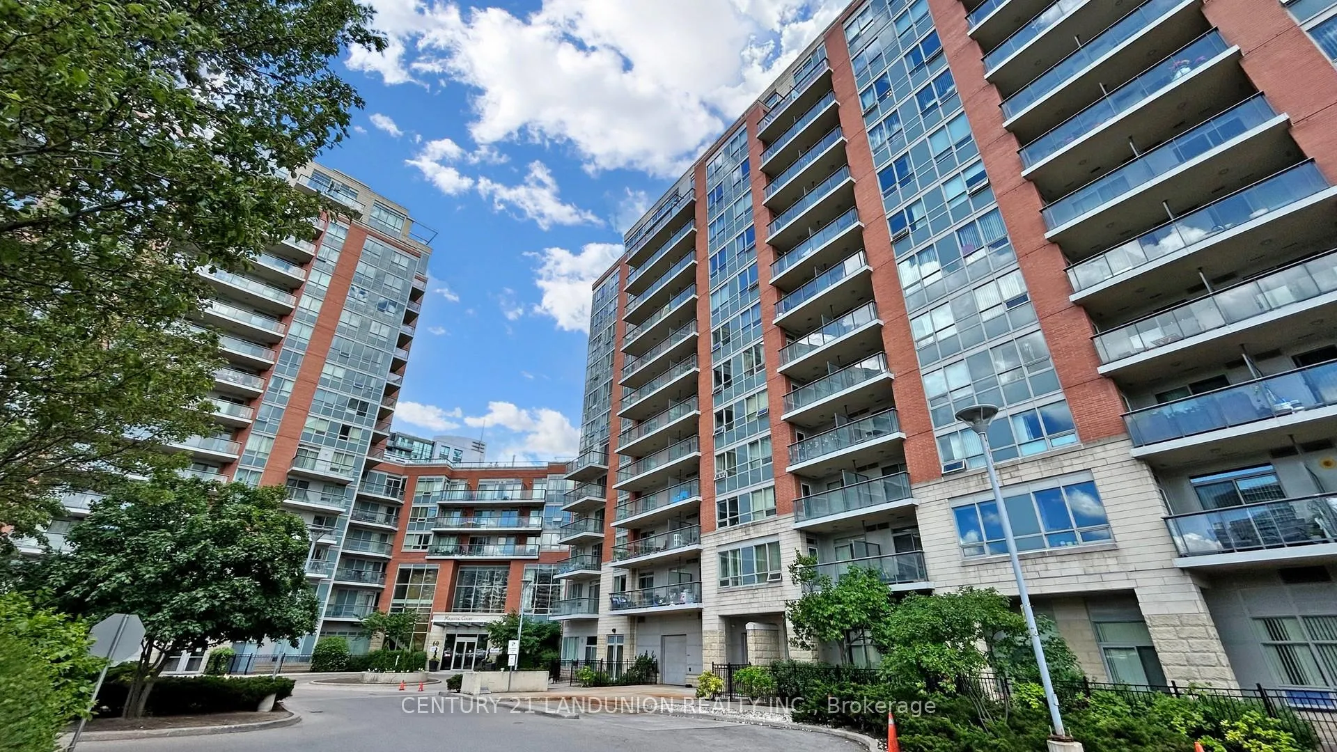 Photo 3 of Unit 327, 50 Clegg Road, Markham, Unionville — HOMEH