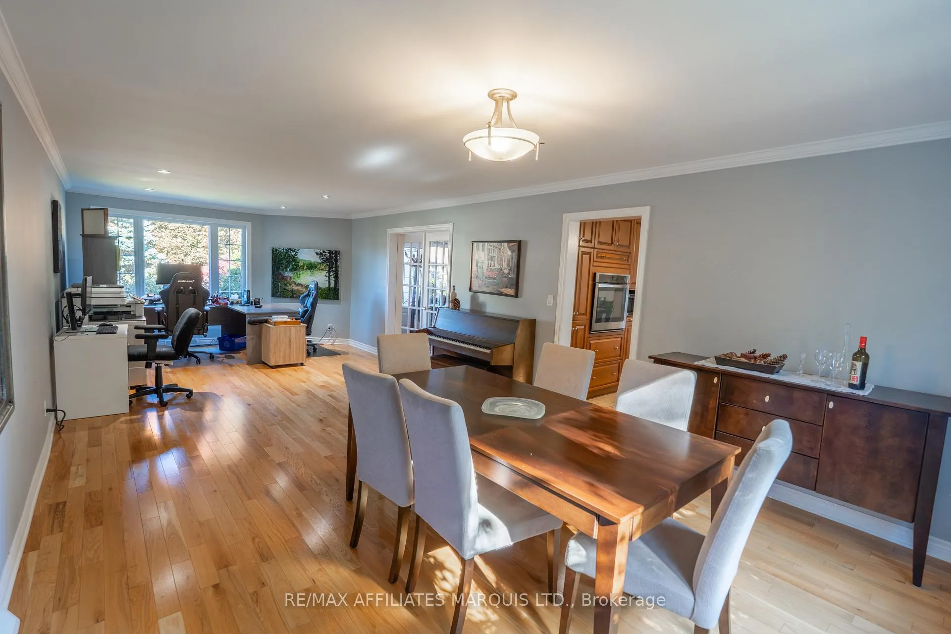 Photo 11 of 865 Chelsea Crescent, Cornwall — HOMEH