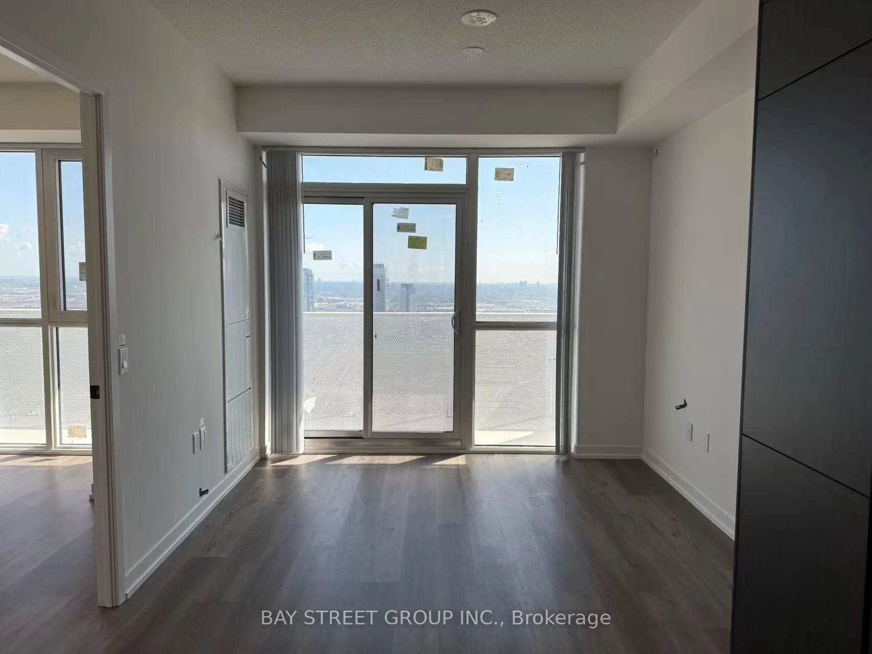 Photo 12 of Unit 4108, 28 Interchange Way, Vaughan, Vaughan Corporate Centre — HOMEH