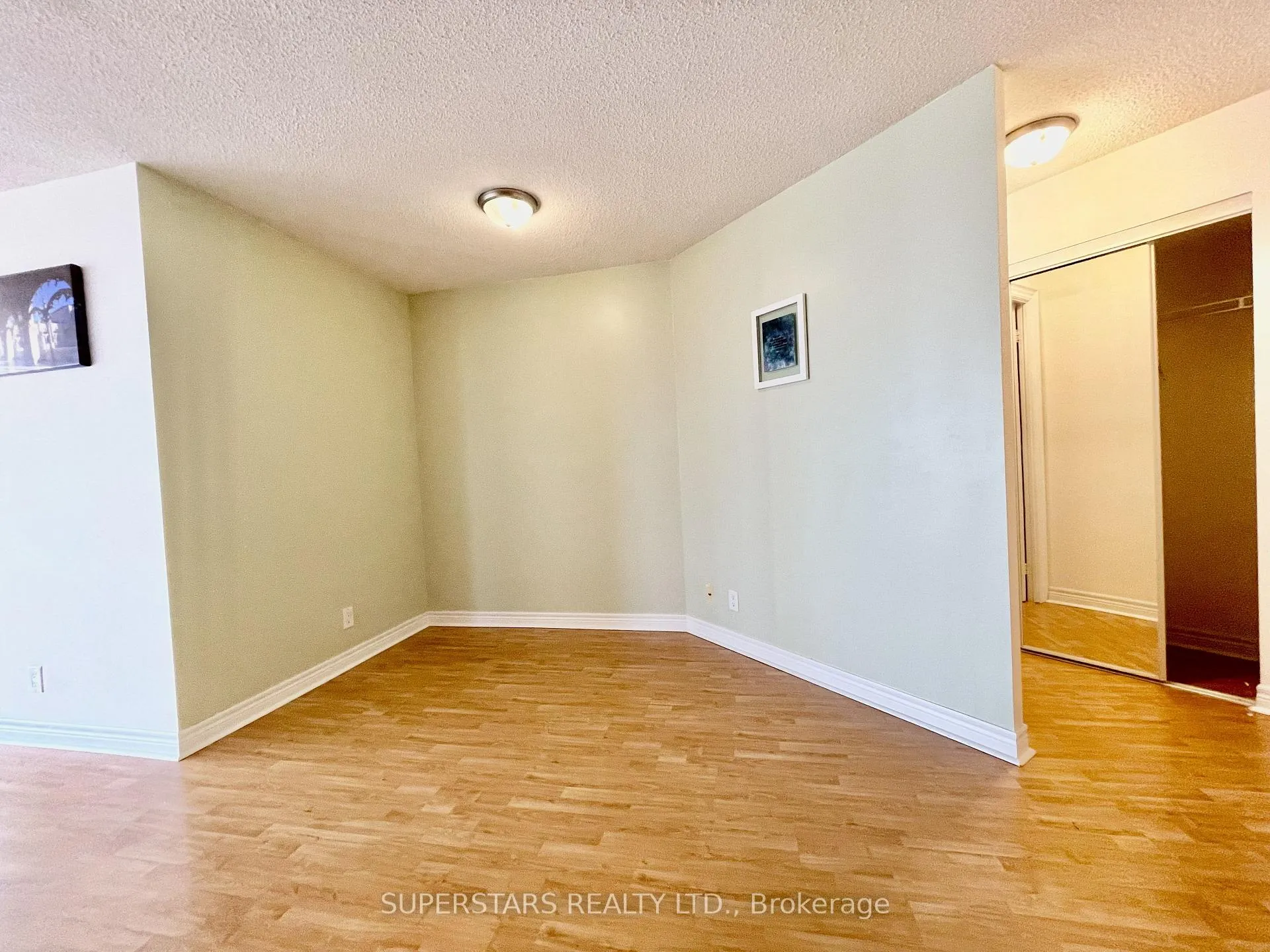 Photo 5 of Unit 1128, 33 Cox Boulevard, Markham, Unionville — HOMEH