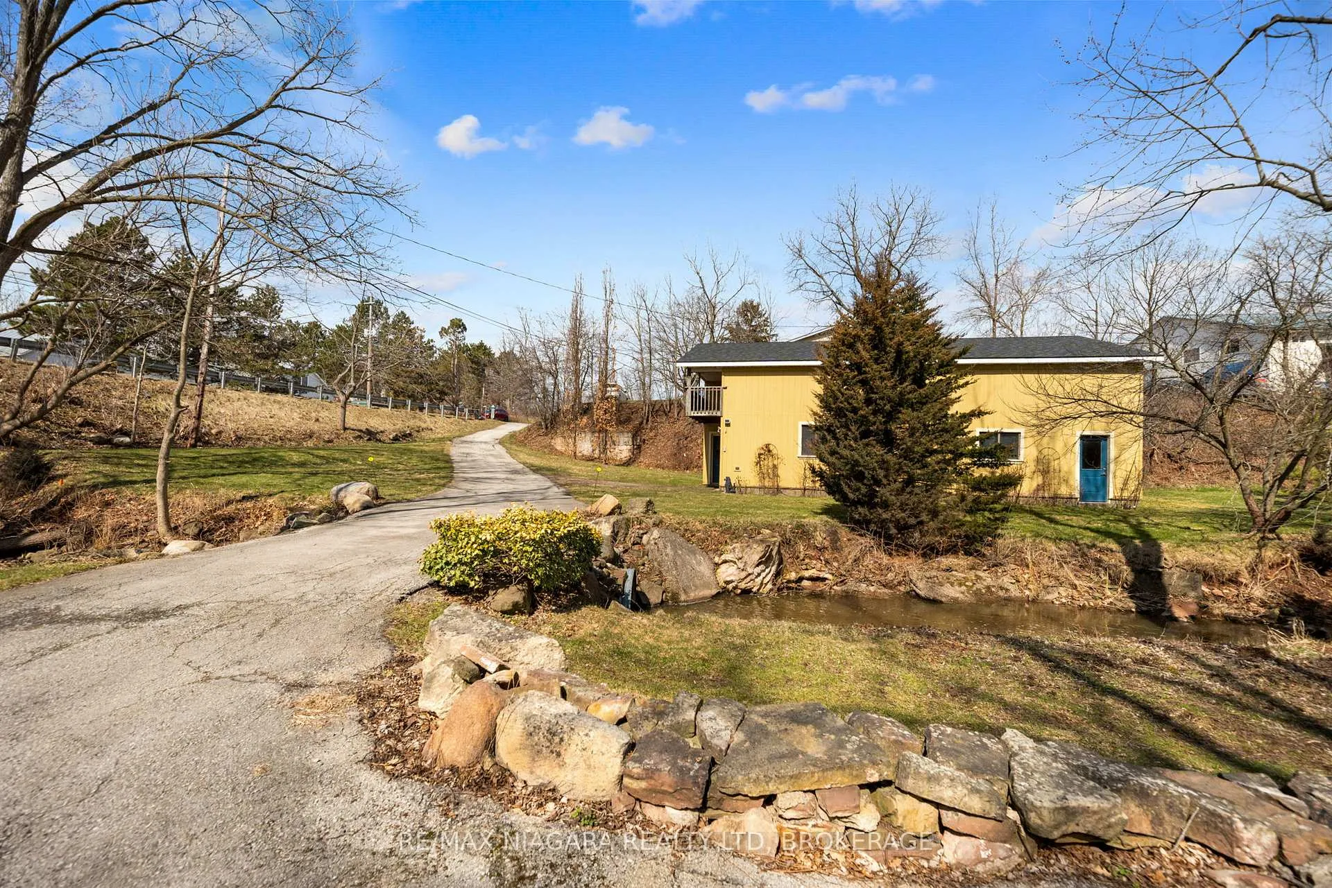 Photo 29 of 5515 King Street, Lincoln, Beamsville — HOMEH