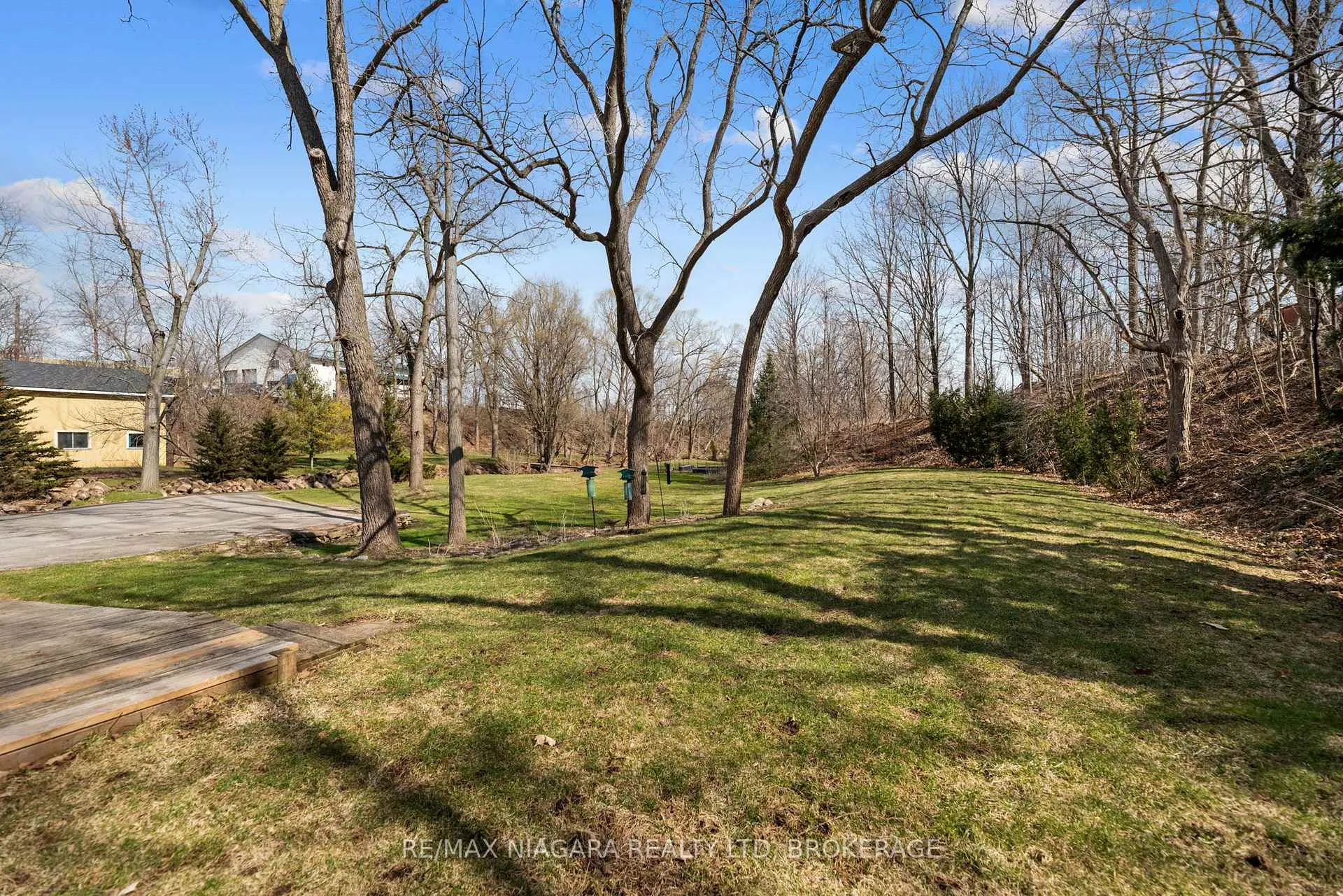 Photo 32 of 5515 King Street, Lincoln, Beamsville — HOMEH