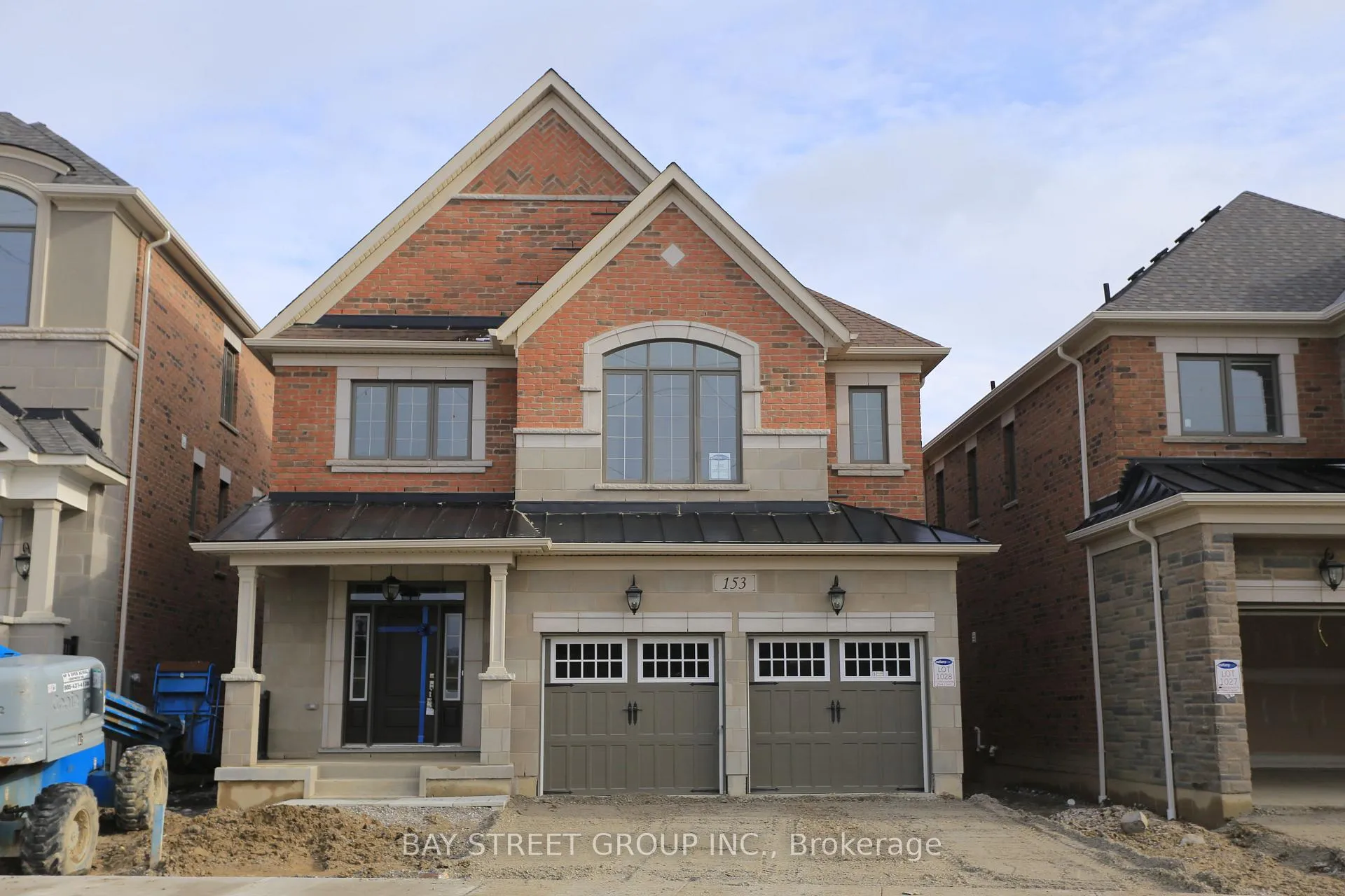 Photo 1 of 153 Kleinburg Summit Way, Vaughan, Kleinburg — HOMEH