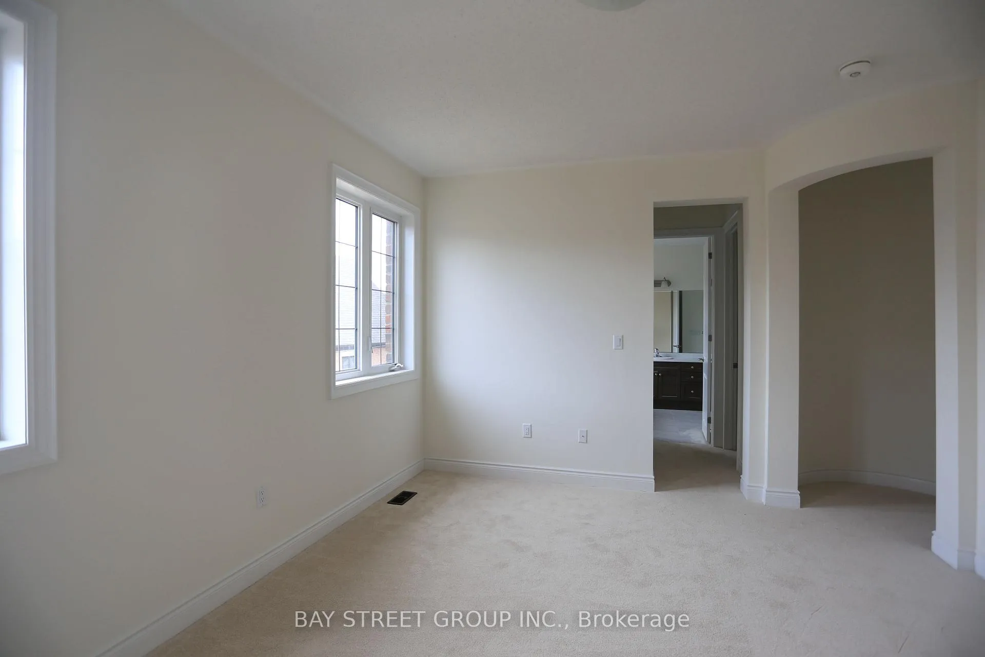 Photo 16 of 153 Kleinburg Summit Way, Vaughan, Kleinburg — HOMEH