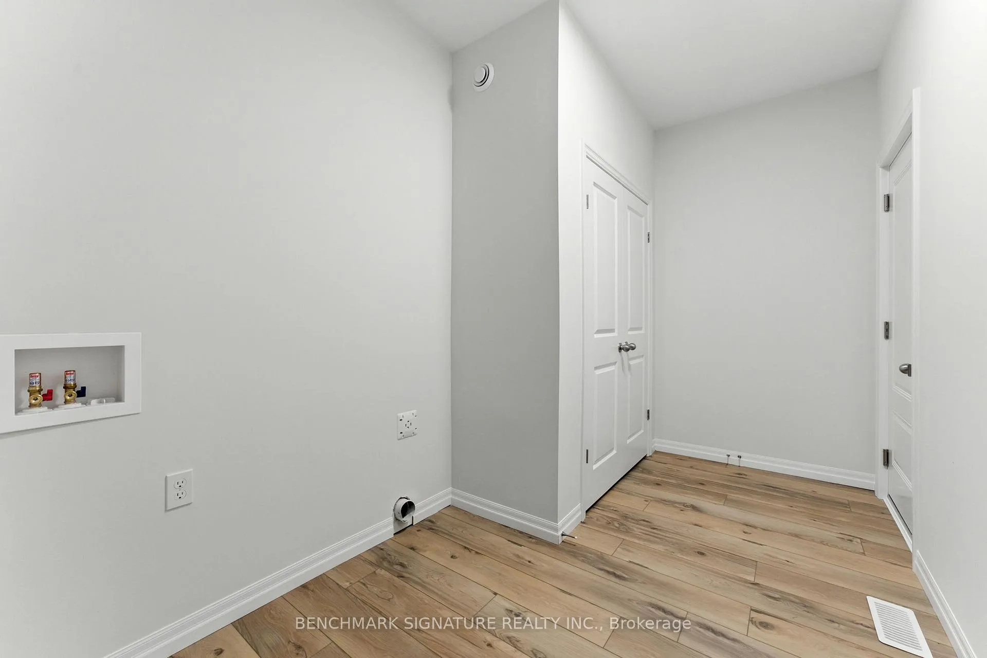 Photo 5 of lot 7 Painted Skimmer Place, Norfolk, Simcoe — HOMEH