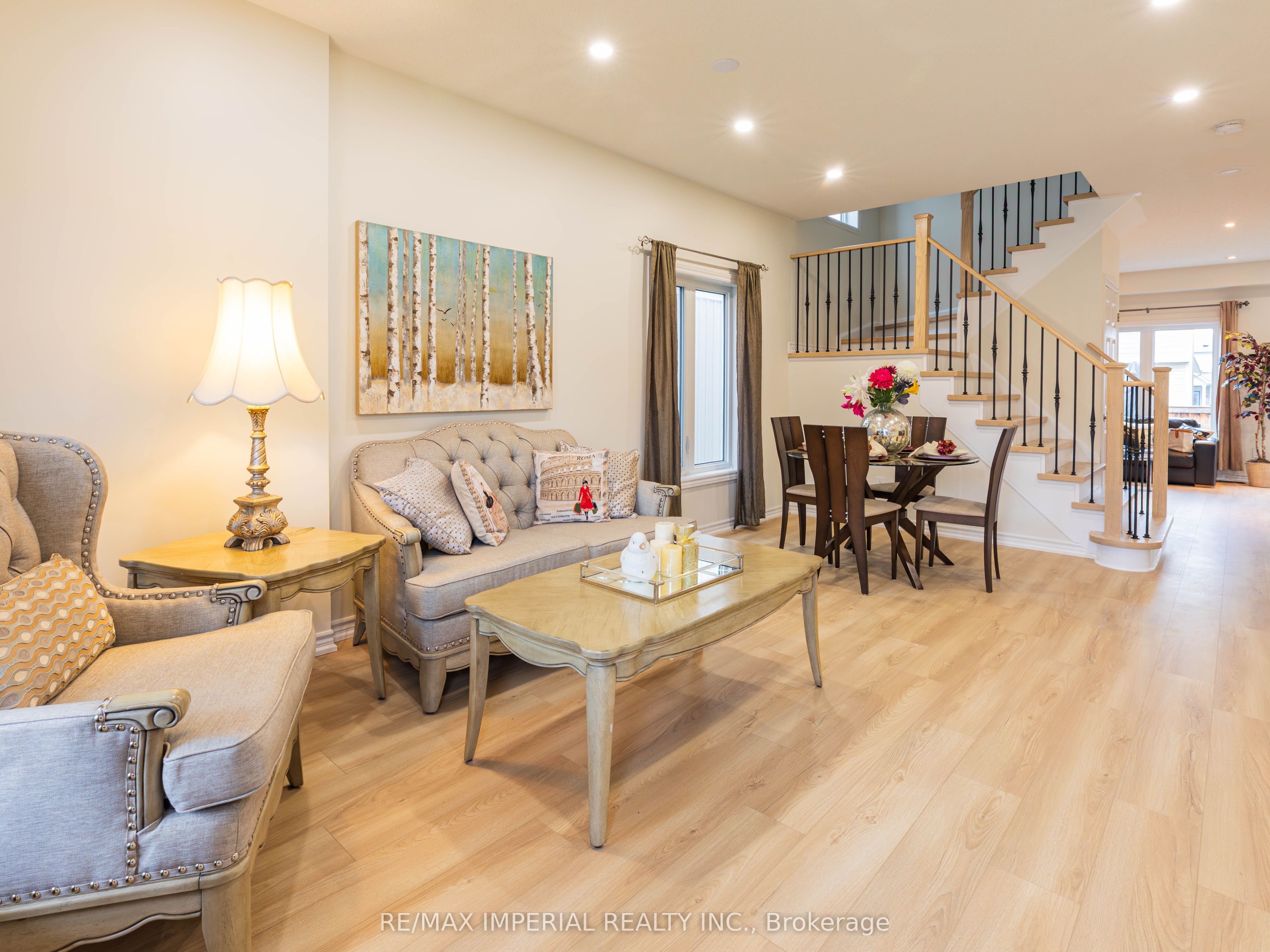 Photo 2 of 10 Sandgate Street, Whitby, Taunton North — HOMEH