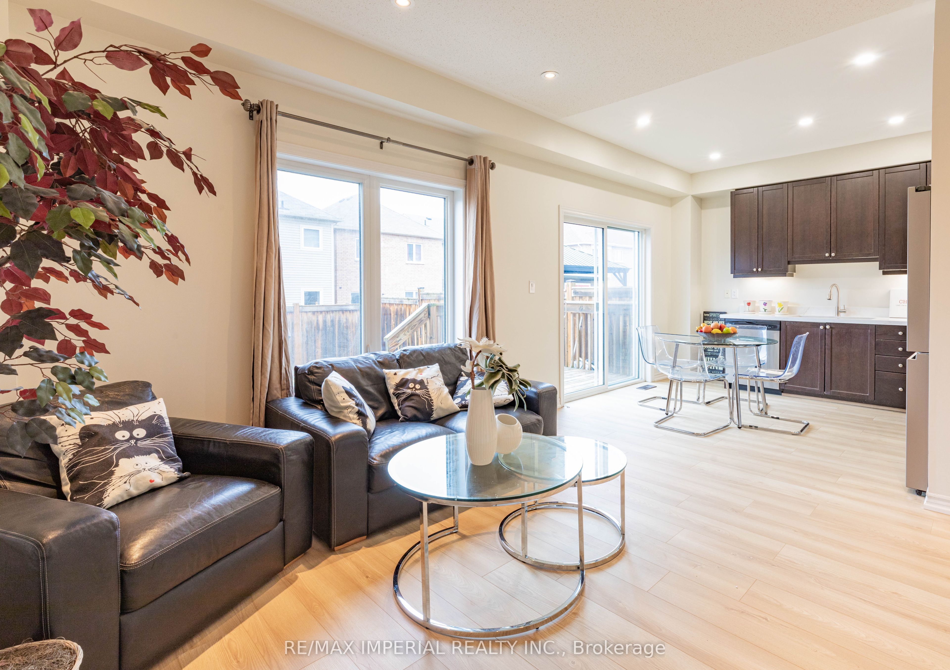Photo 8 of 10 Sandgate Street, Whitby, Taunton North — HOMEH