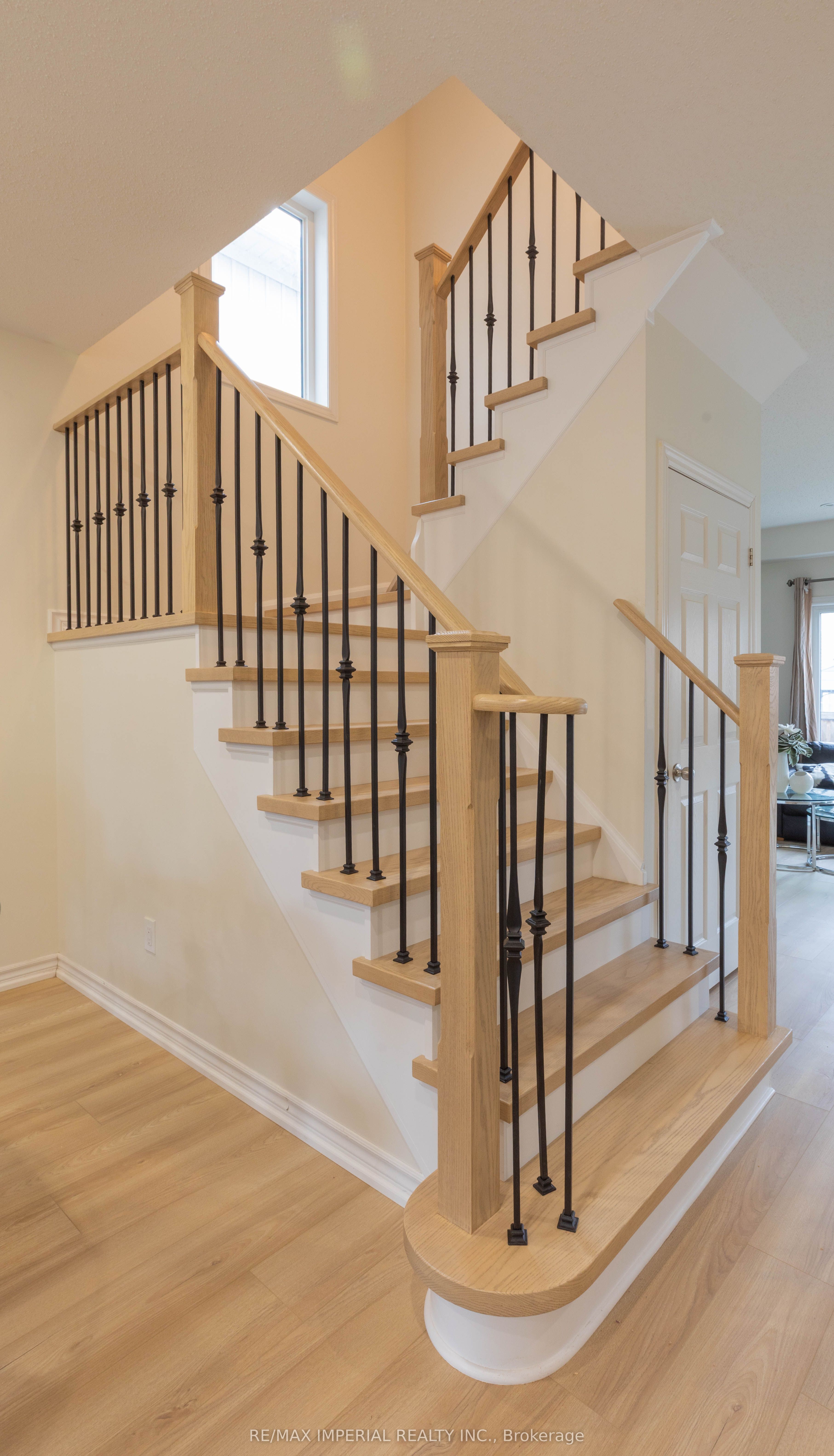 Photo 15 of 10 Sandgate Street, Whitby, Taunton North — HOMEH