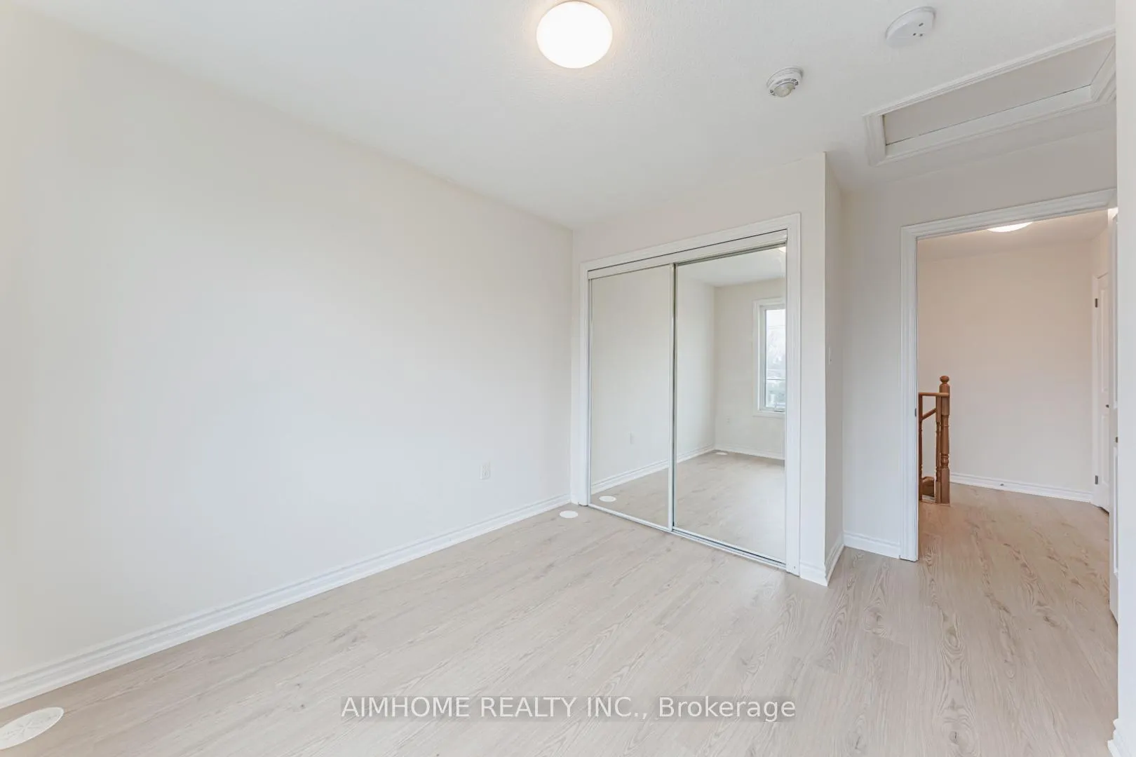Photo 18 of Unit unit 1, upper level, 485 Beresford Path S, Oshawa, Central — HOMEH