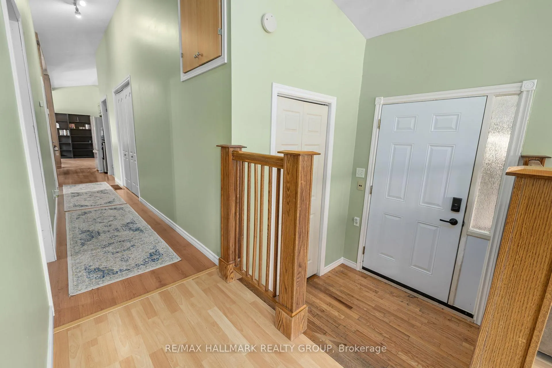 Photo 3 of 135 Woods Road, Ottawa, Constance Bay — HOMEH