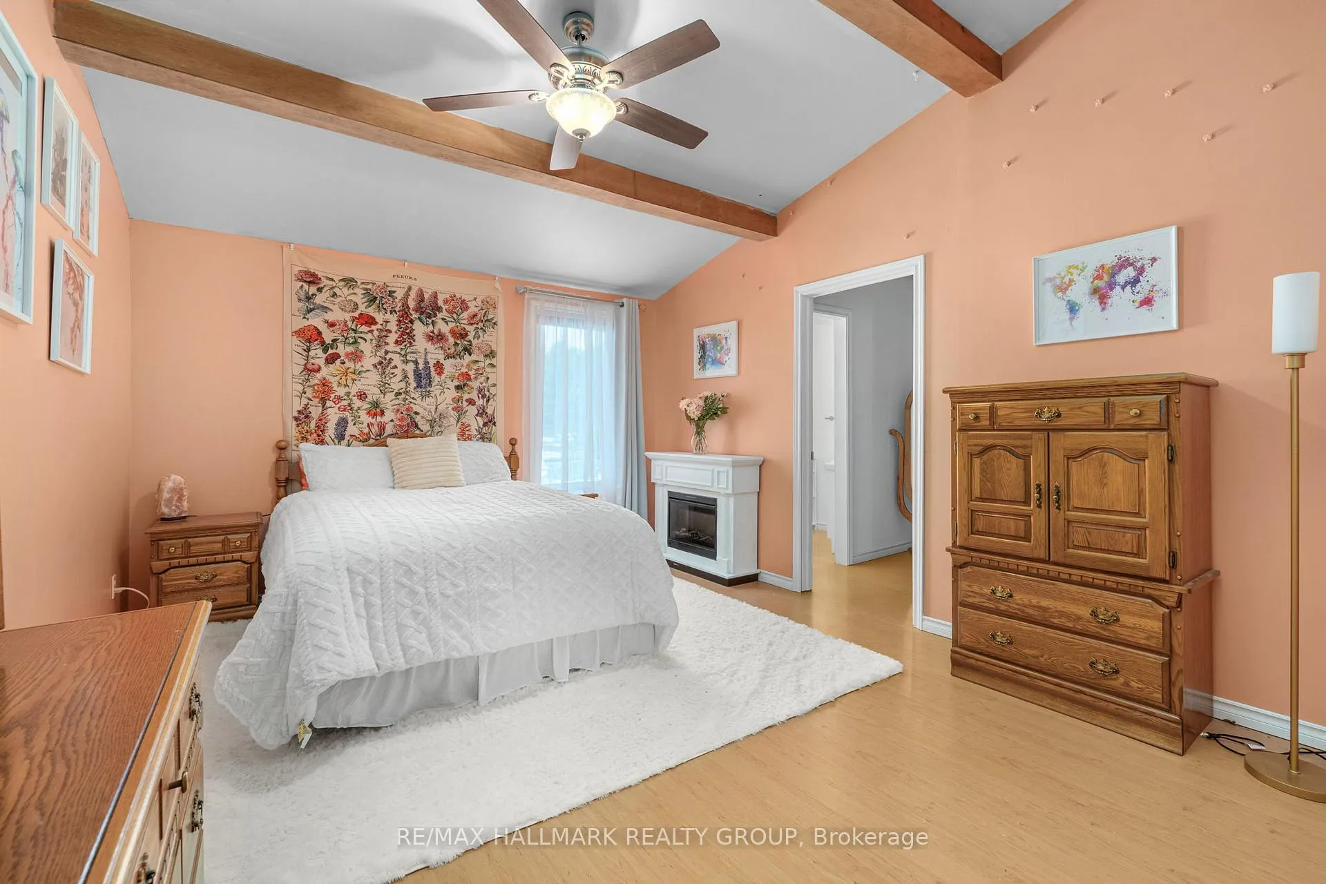 Photo 10 of 135 Woods Road, Ottawa, Constance Bay — HOMEH