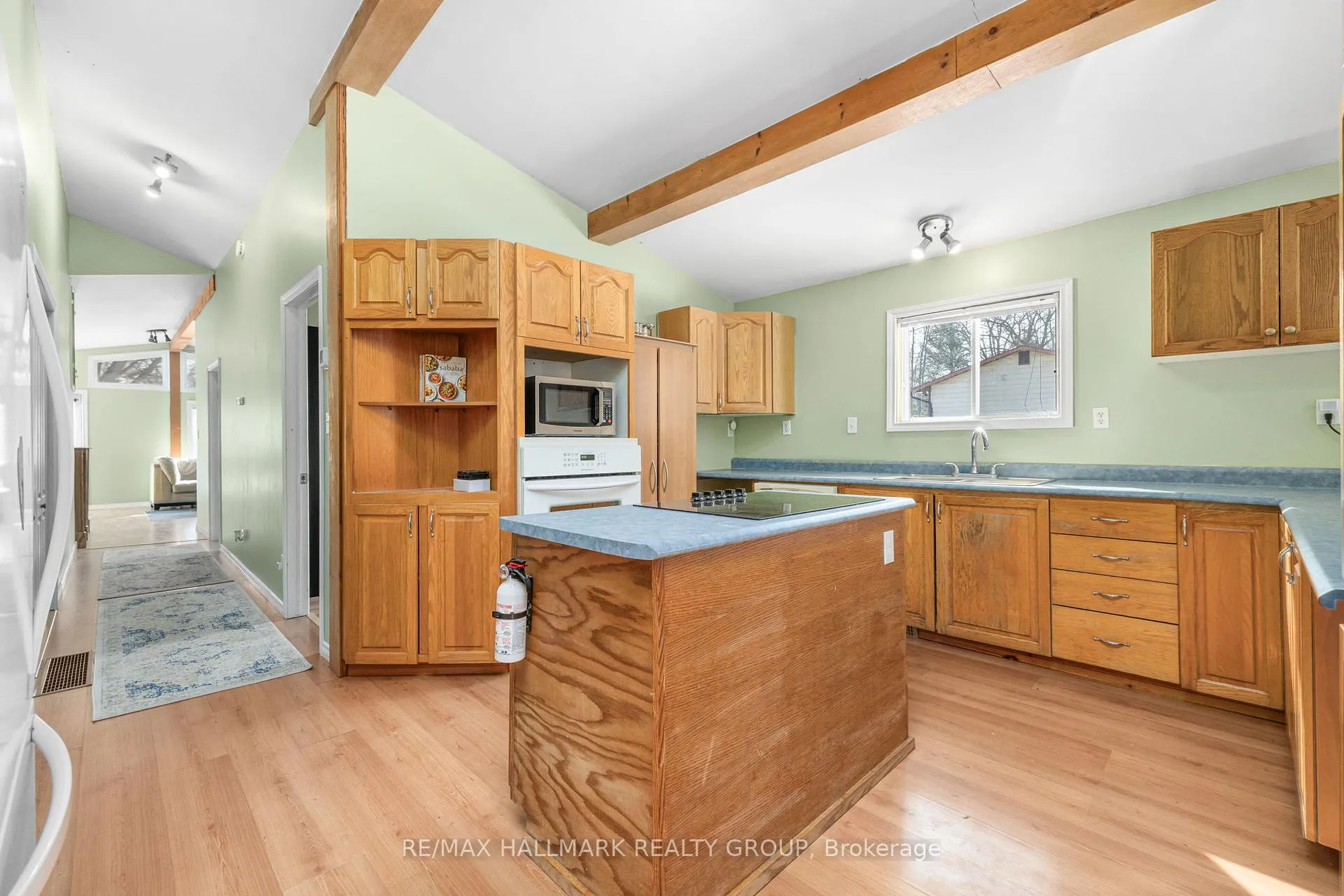 Photo 14 of 135 Woods Road, Ottawa, Constance Bay — HOMEH