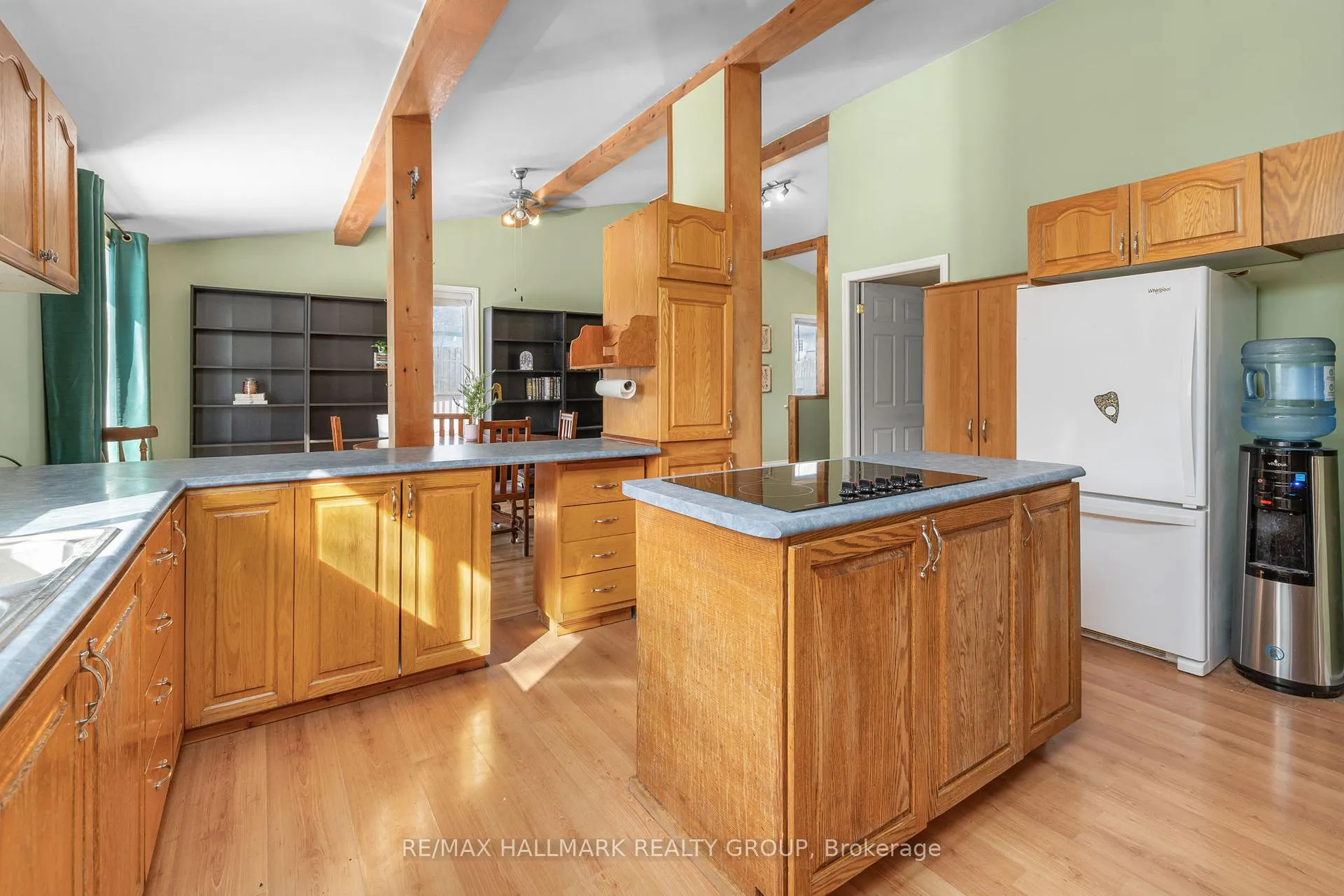 Photo 16 of 135 Woods Road, Ottawa, Constance Bay — HOMEH