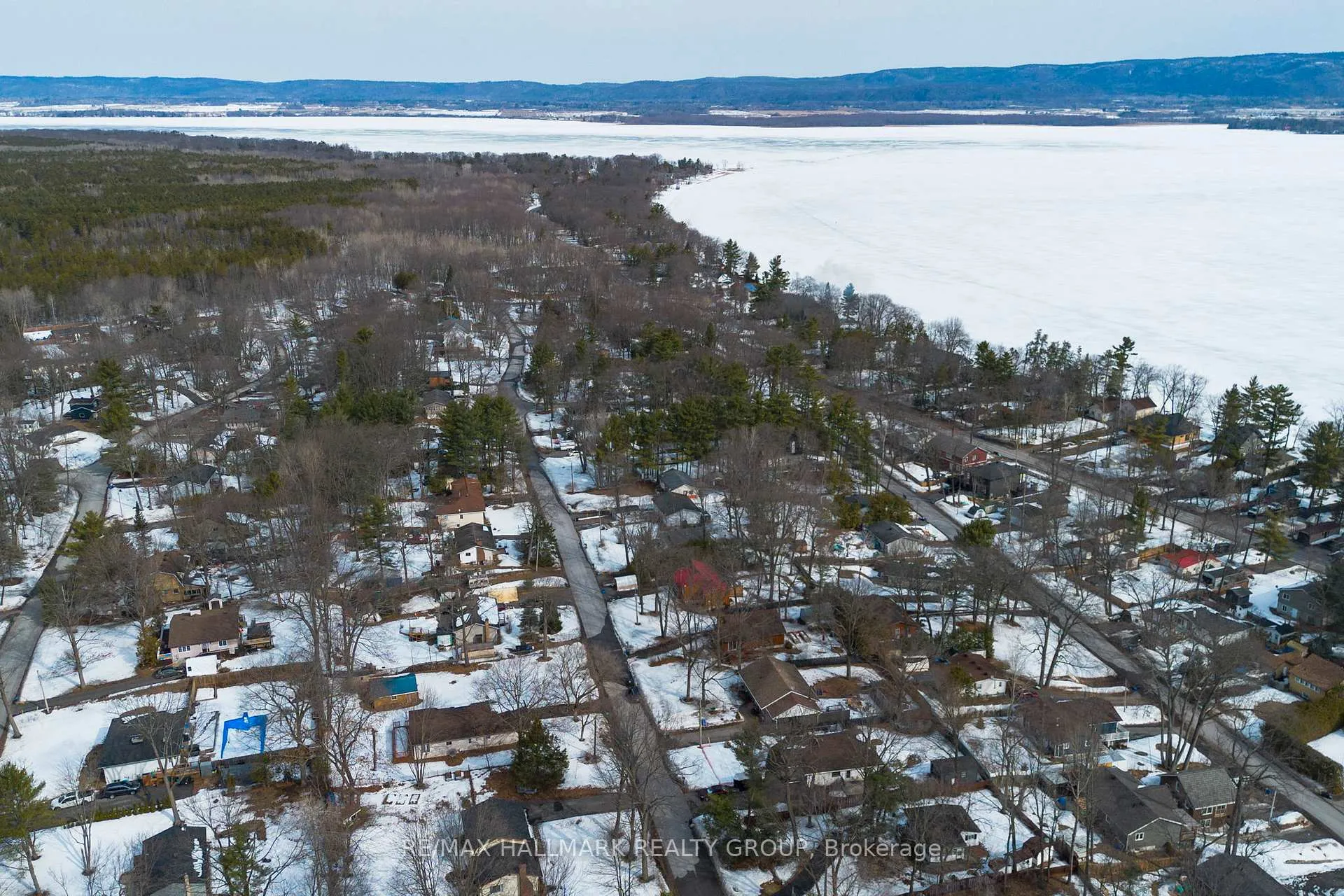 Photo 26 of 135 Woods Road, Ottawa, Constance Bay — HOMEH