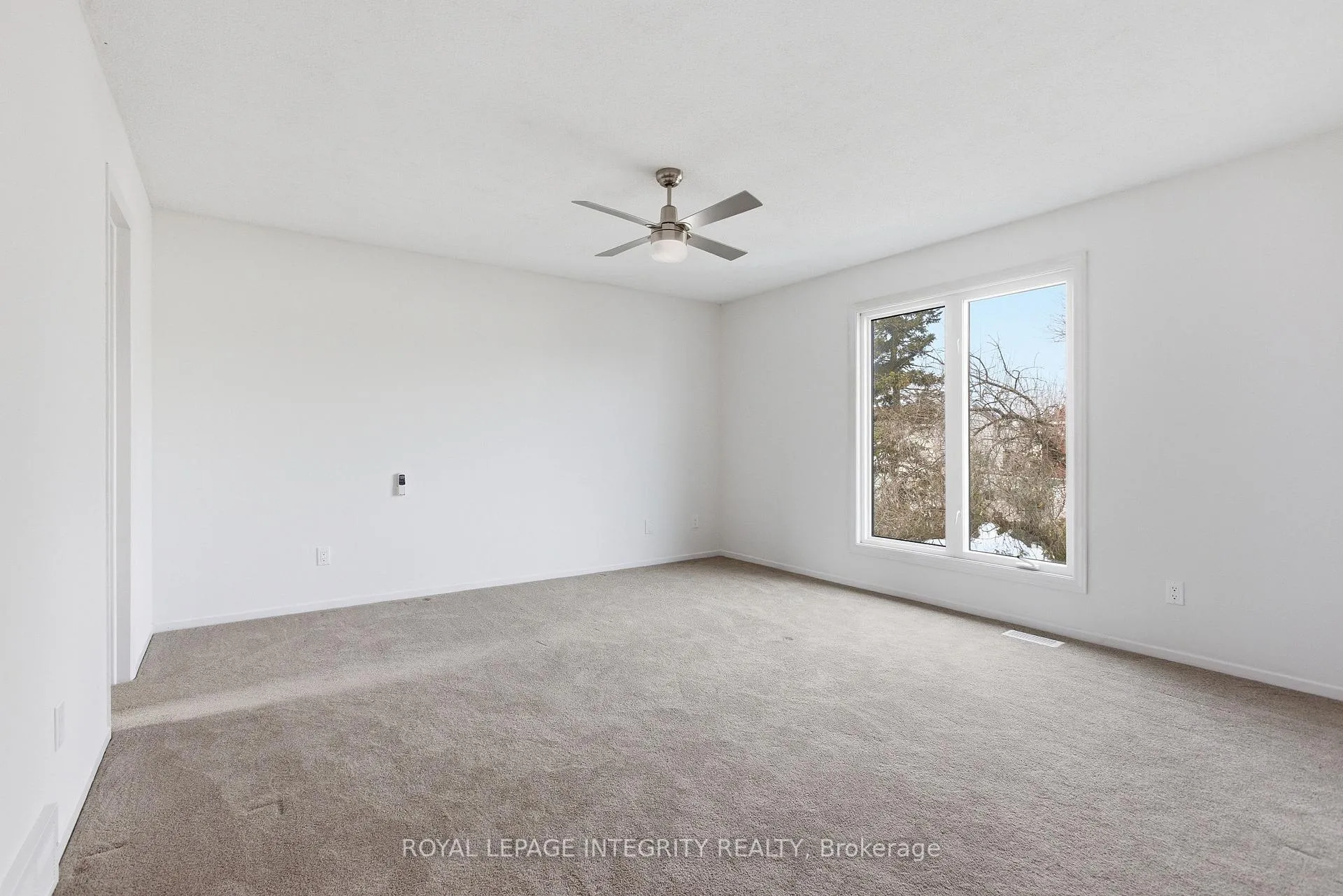 Photo 21 of 1019 Driftwood Crescent, Ottawa, Convent Glen — HOMEH
