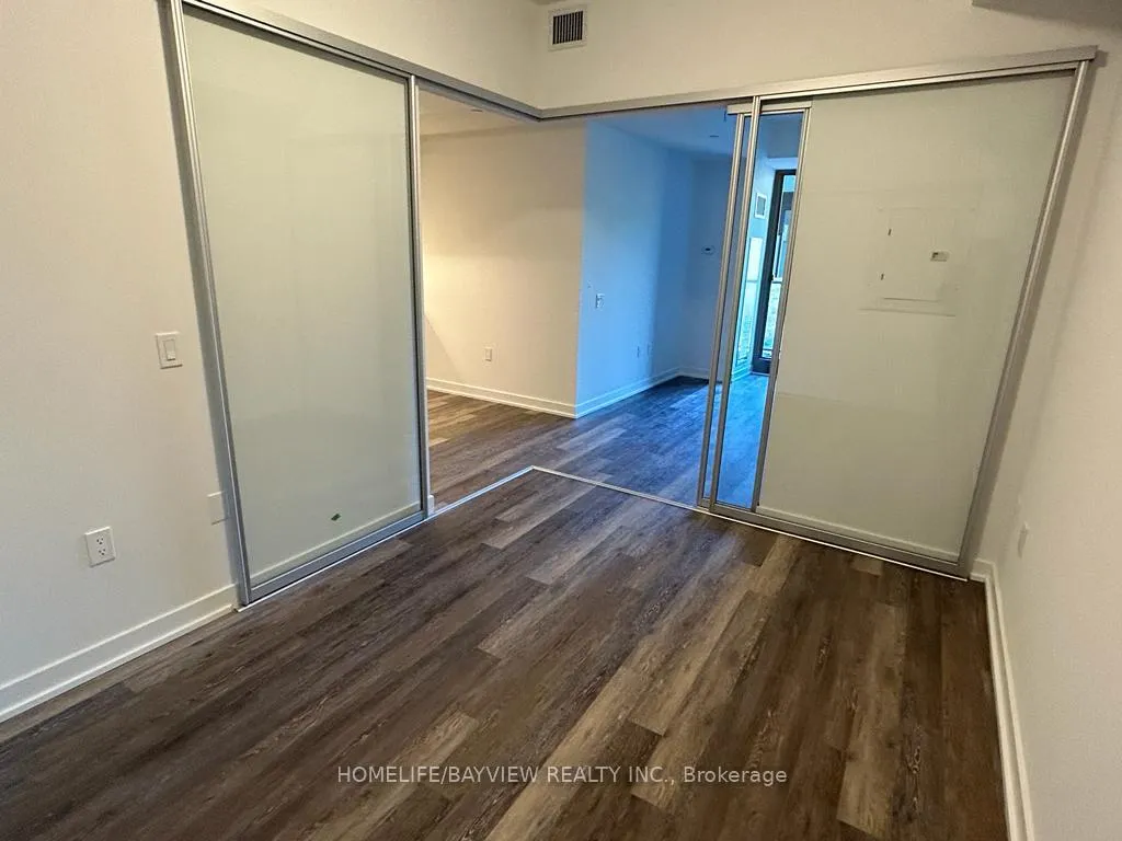 Photo 7 of Unit 301, 250 Lawrence Avenue W, Toronto, Lawrence Park North — HOMEH