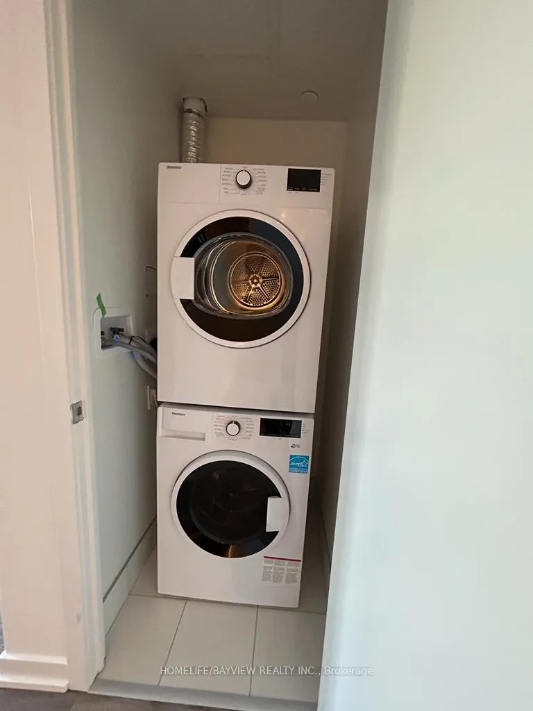 Photo 14 of Unit 301, 250 Lawrence Avenue W, Toronto, Lawrence Park North — HOMEH