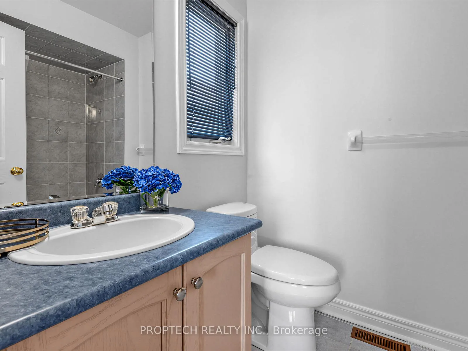 Photo 29 of 12 Houser Street, Markham, Wismer — HOMEH