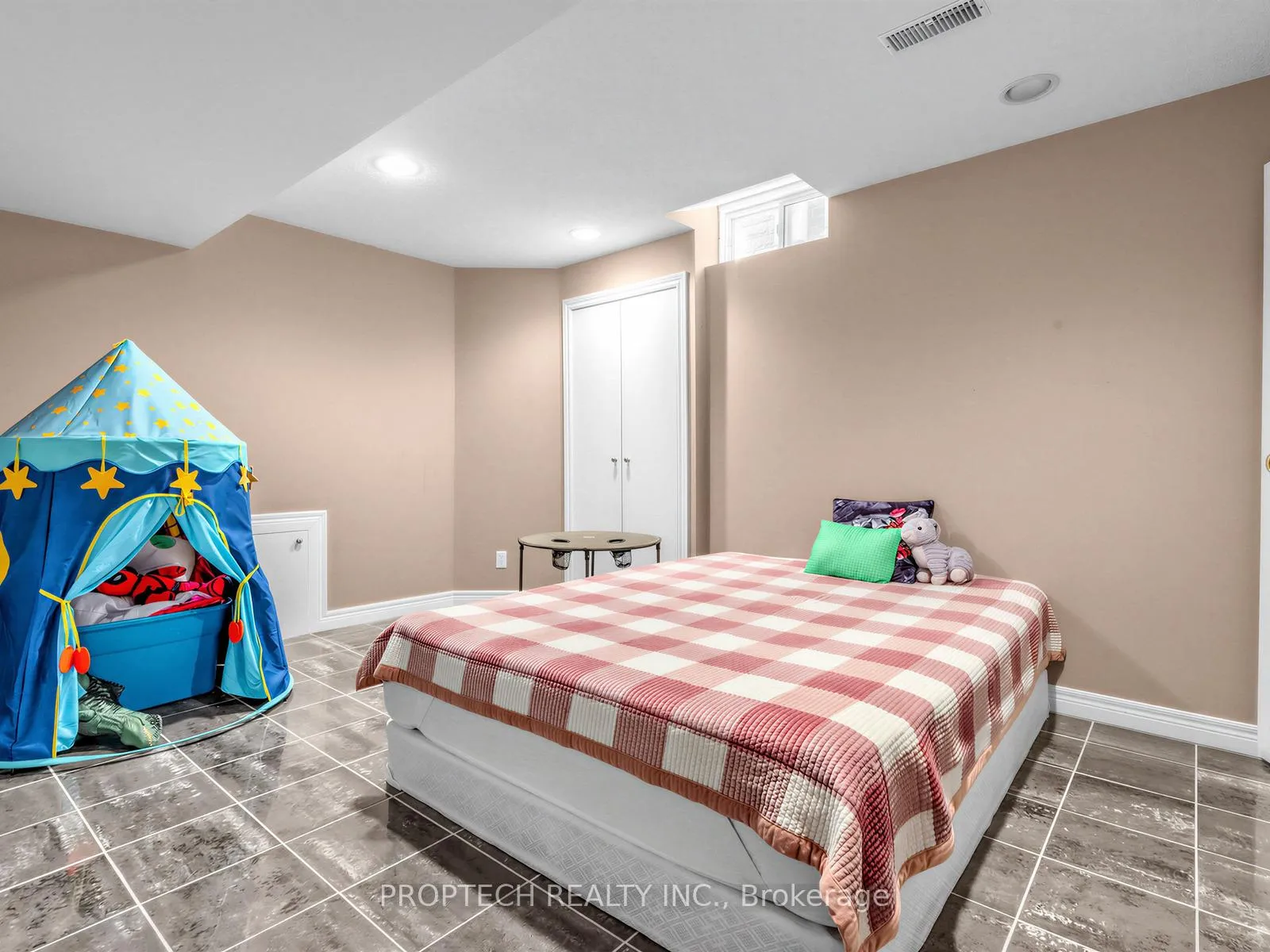 Photo 30 of 12 Houser Street, Markham, Wismer — HOMEH