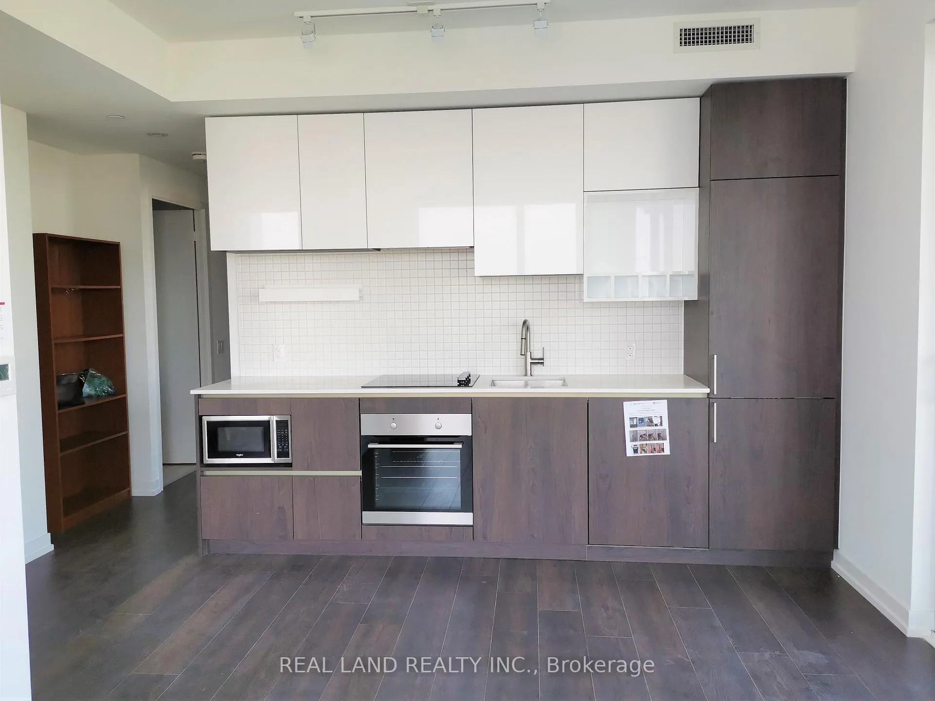 Photo 4 of Unit 2206, 950 Portage Parkway, Vaughan, Vaughan Corporate Centre — HOMEH
