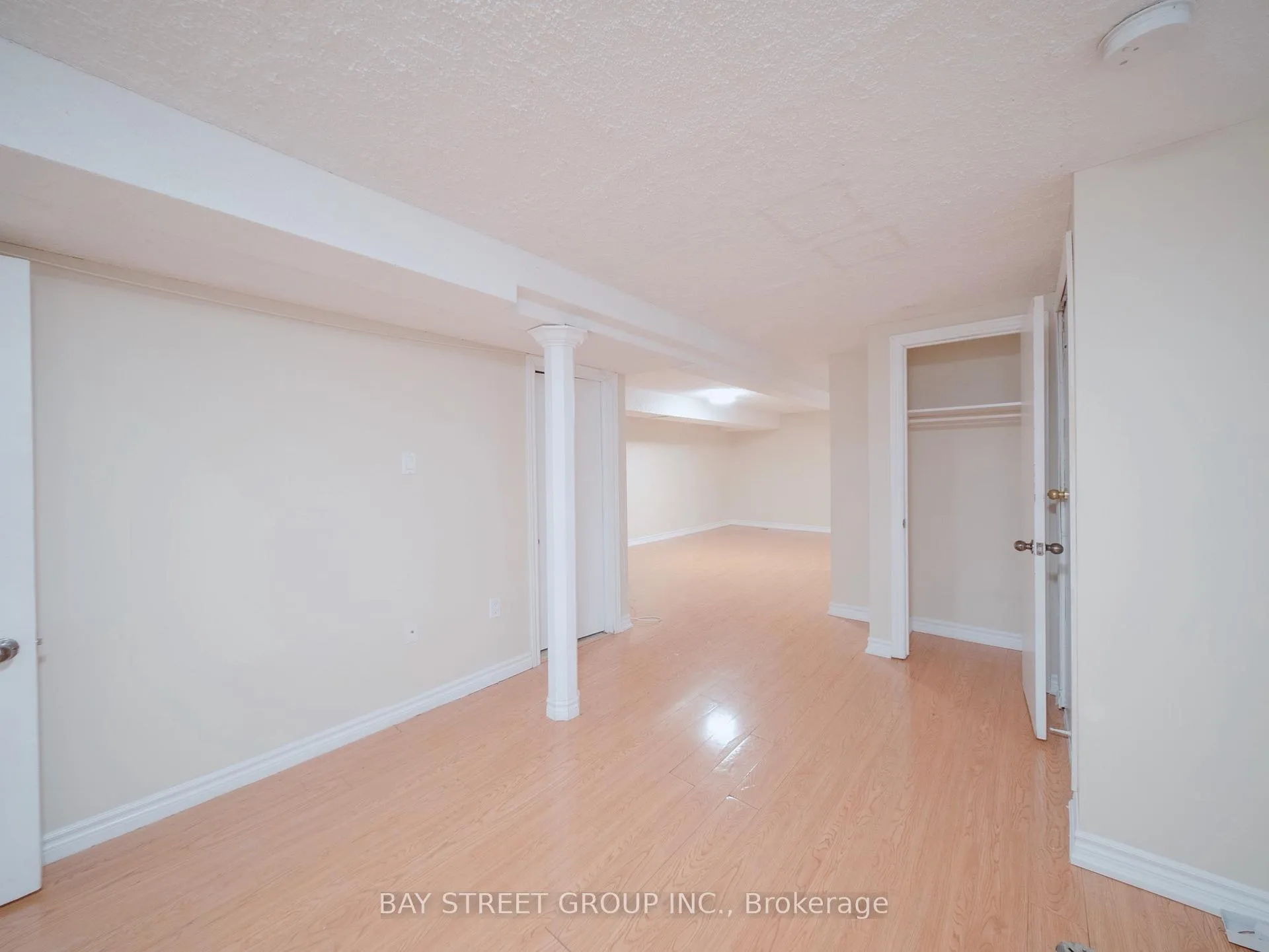 Photo 4 of Unit Lower, 56 Corby Crescent, Brampton, Downtown Brampton — HOMEH