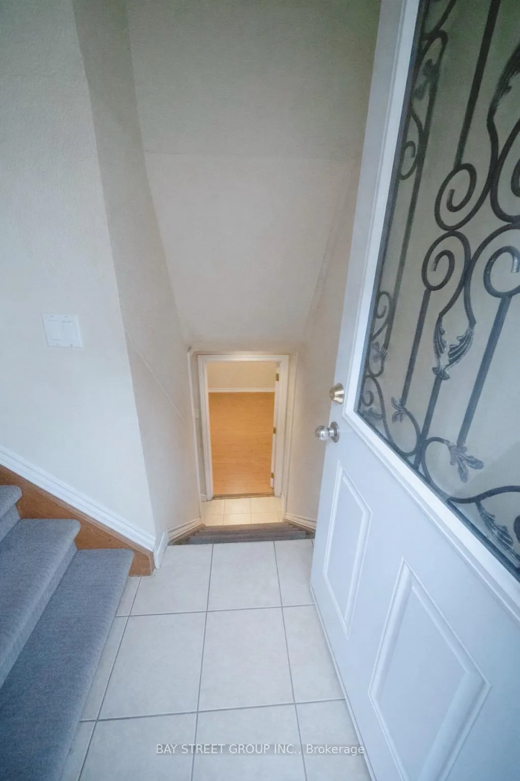 Photo 15 of Unit Lower, 56 Corby Crescent, Brampton, Downtown Brampton — HOMEH