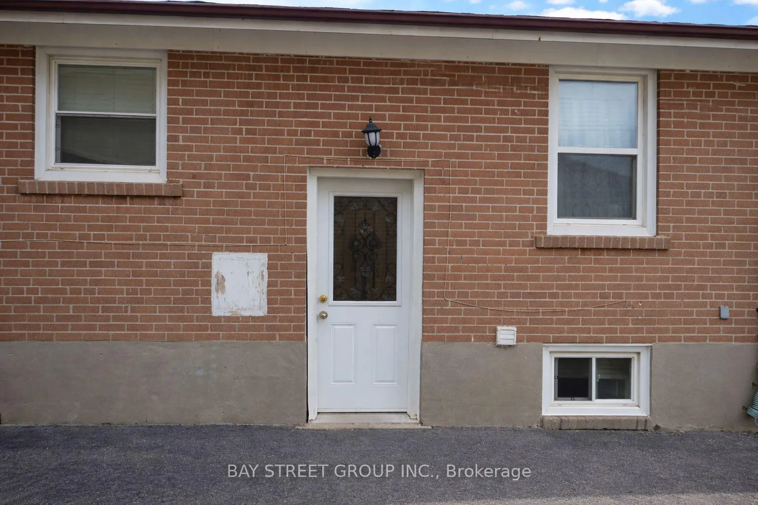 Photo 18 of Unit Lower, 56 Corby Crescent, Brampton, Downtown Brampton — HOMEH