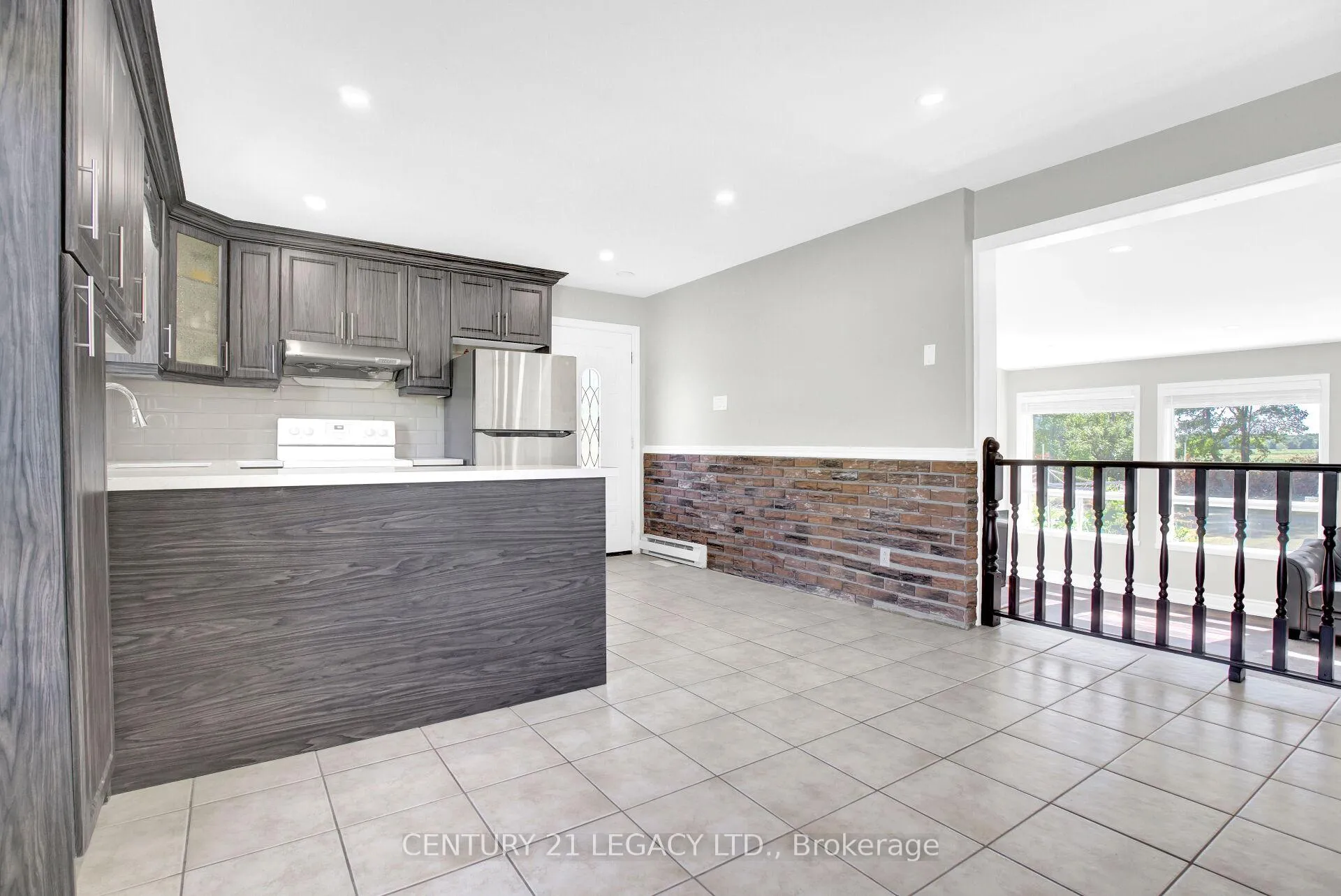 Photo 11 of 8182 Hornby Road, Halton Hills, Rural Halton Hills — HOMEH