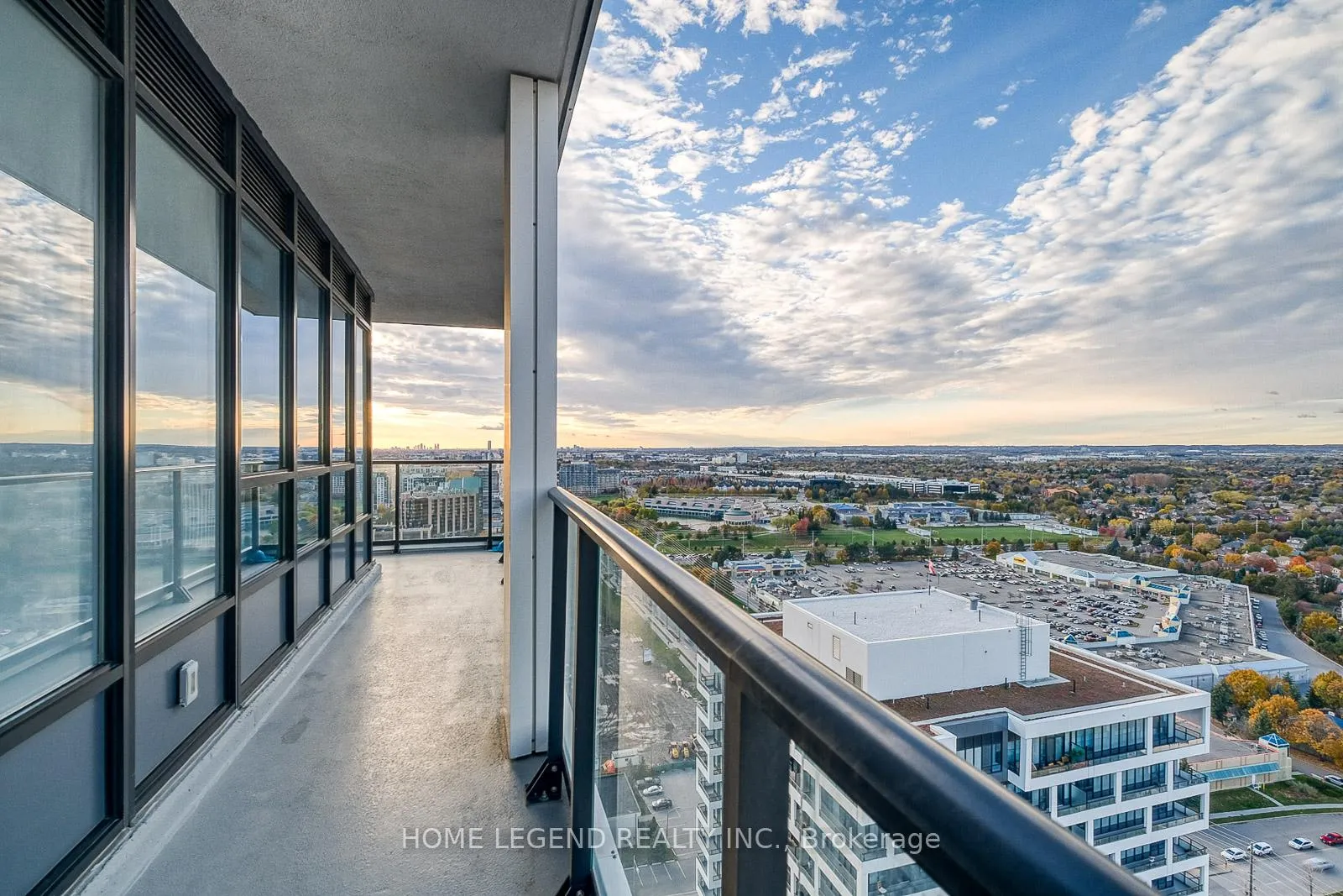 Photo 22 of Unit 3108, 18 Water Walk Drive, Markham, Unionville — HOMEH
