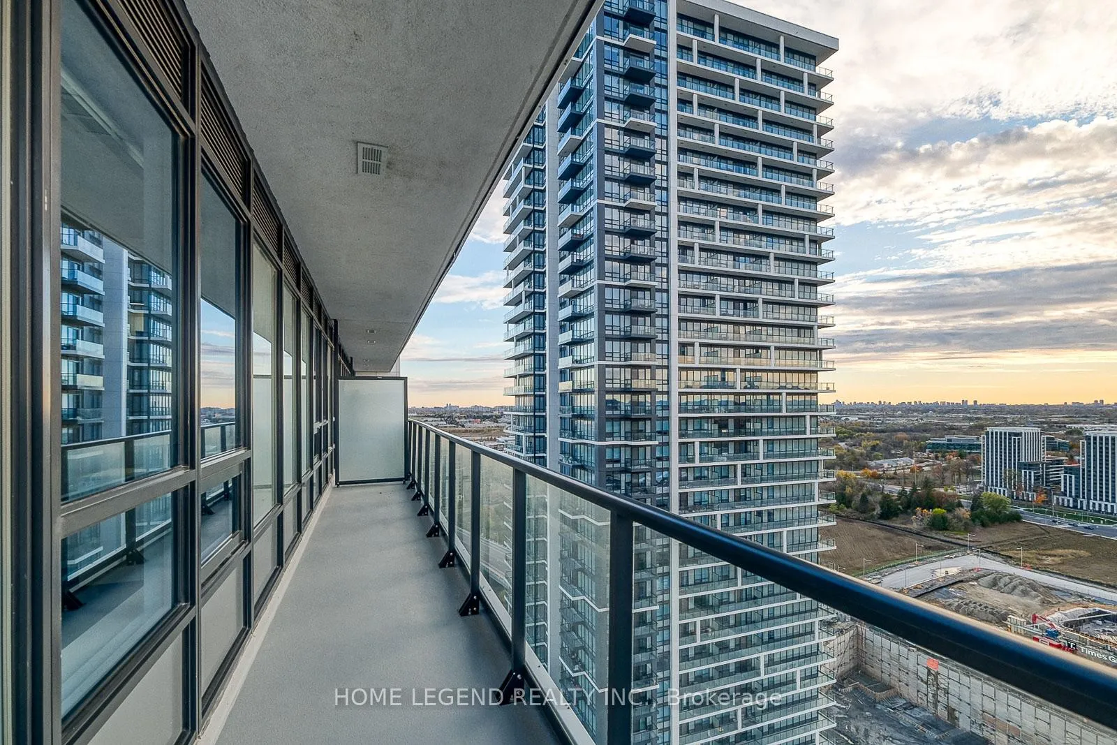 Photo 25 of Unit 3108, 18 Water Walk Drive, Markham, Unionville — HOMEH