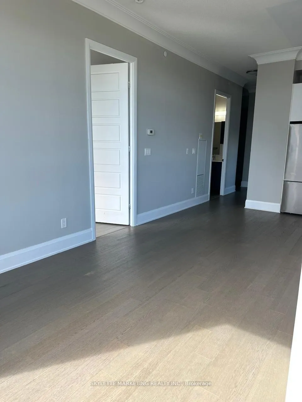 Photo 6 of Unit 902, 15 Water Walk Drive, Markham, Unionville — HOMEH