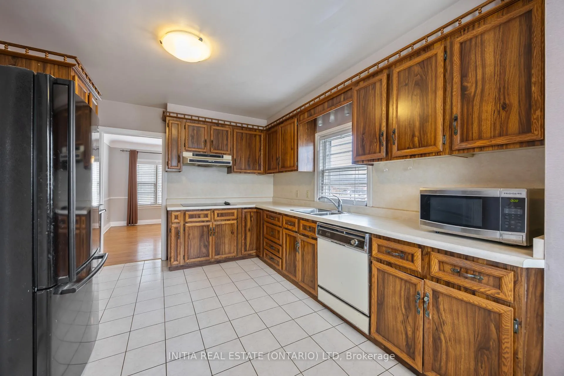 Photo 12 of 617 Cathcart Boulevard, Sarnia — HOMEH