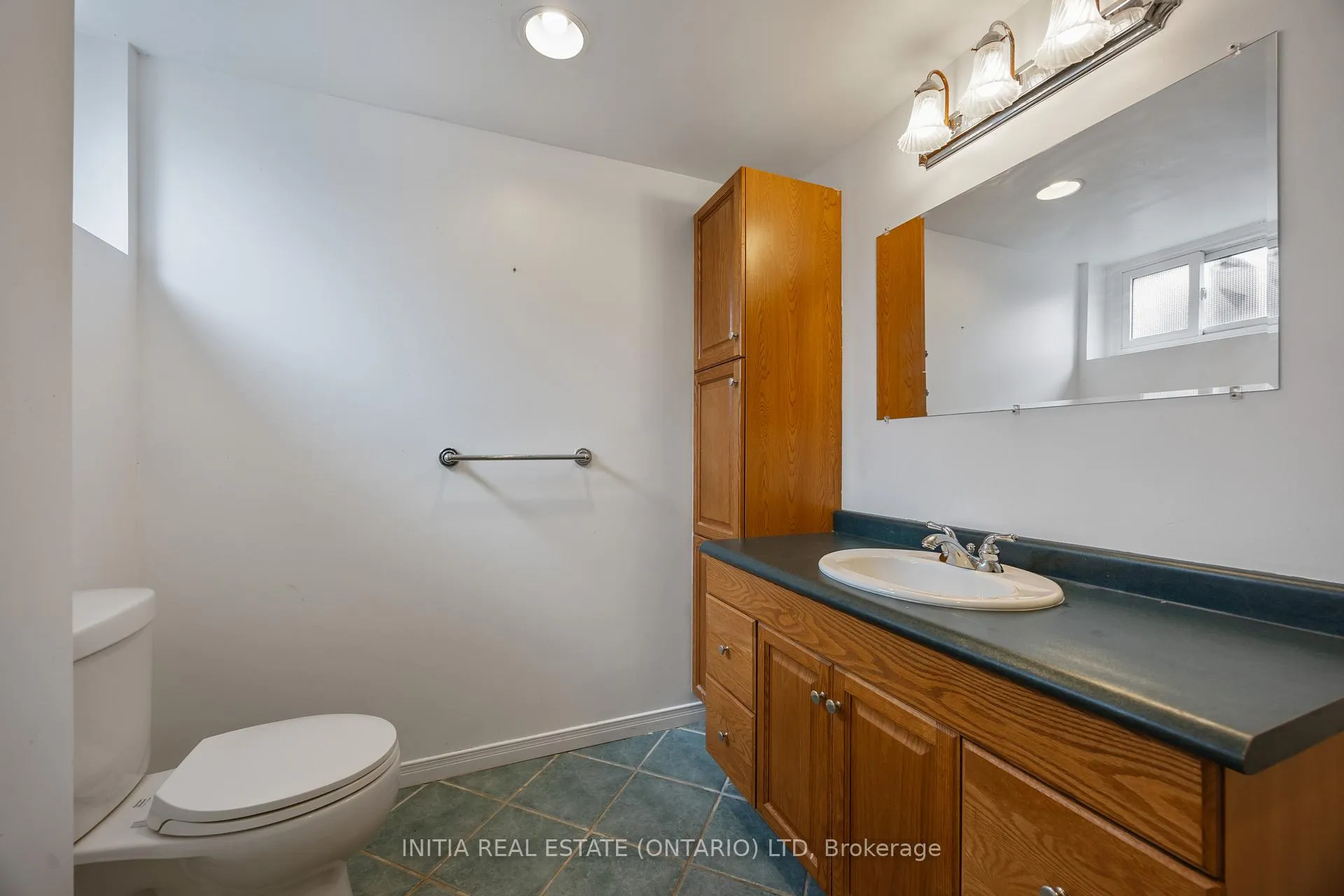 Photo 17 of 617 Cathcart Boulevard, Sarnia — HOMEH