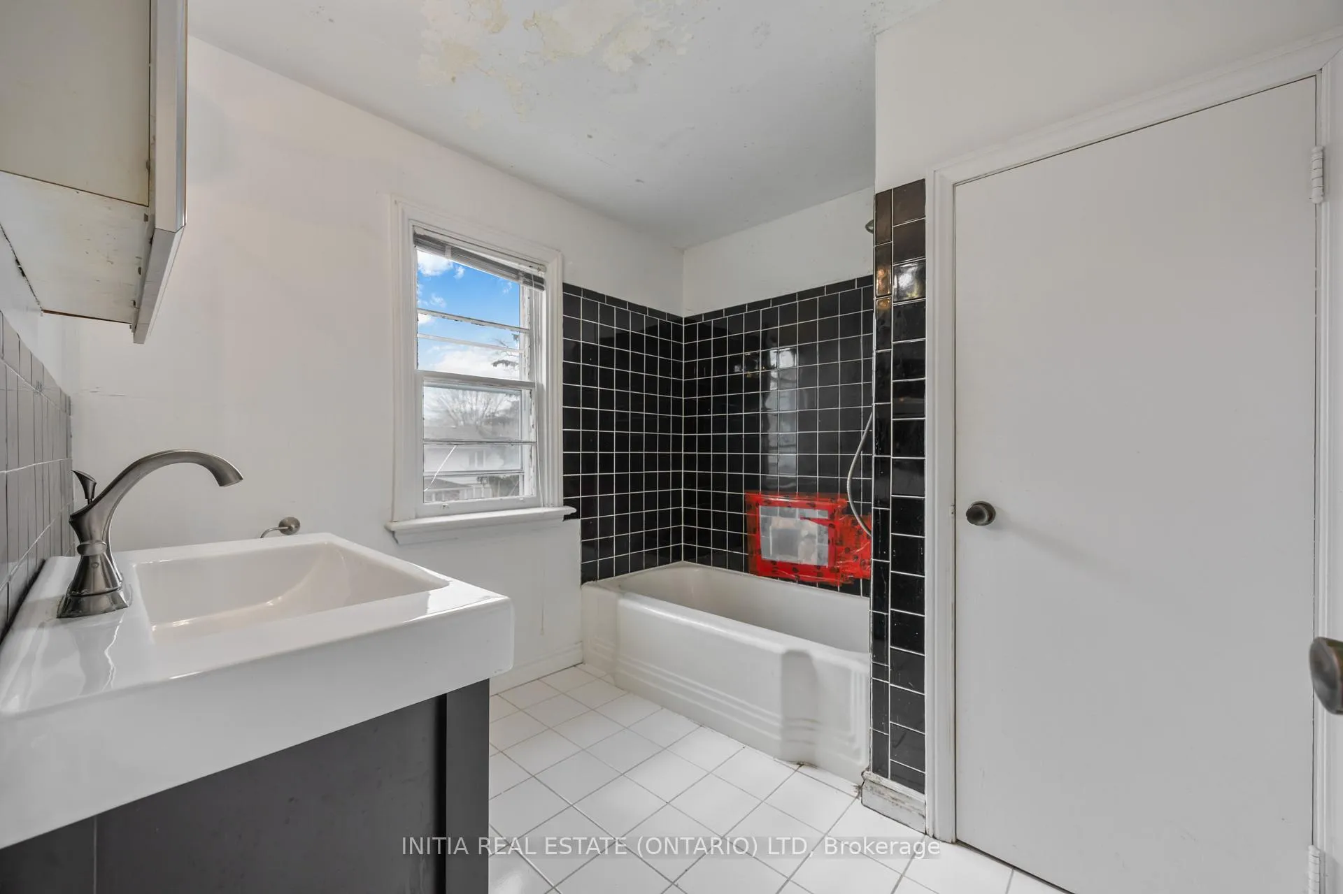 Photo 19 of 617 Cathcart Boulevard, Sarnia — HOMEH