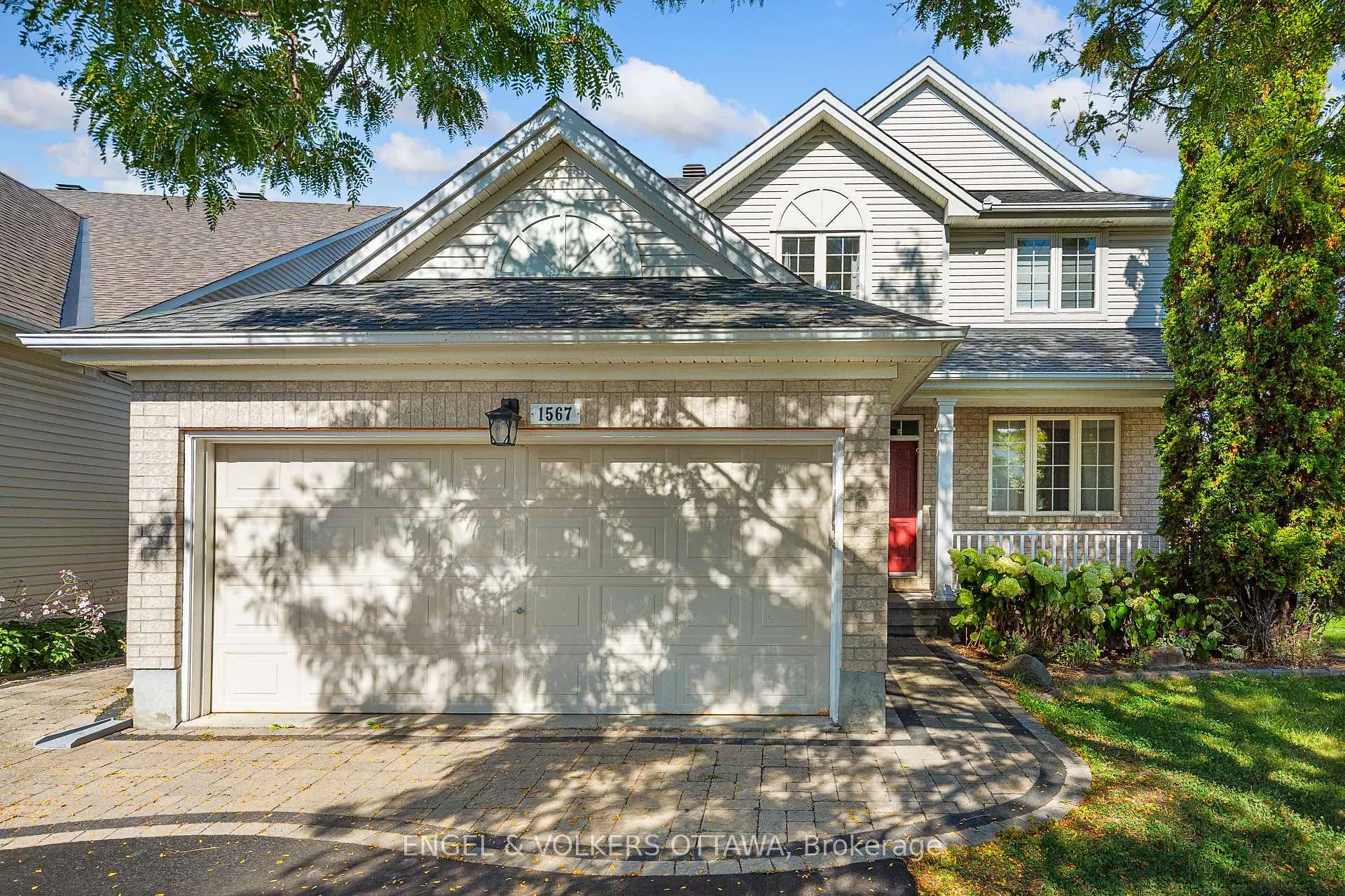 Photo 2 of 1567 Winterport Way, Ottawa, Fallingbrook/Pineridge — HOMEH