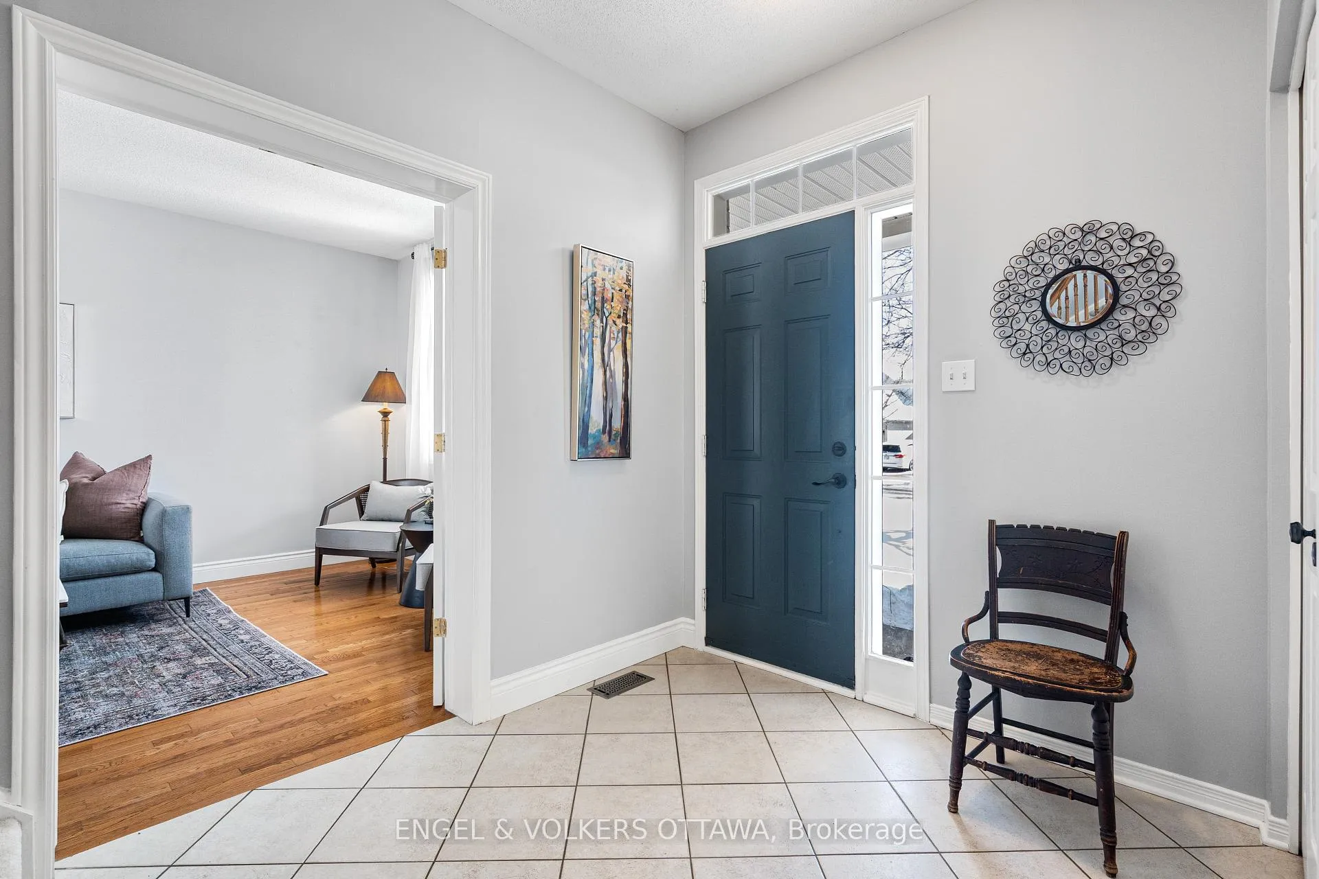 Photo 6 of 1567 Winterport Way, Ottawa, Fallingbrook/Pineridge — HOMEH